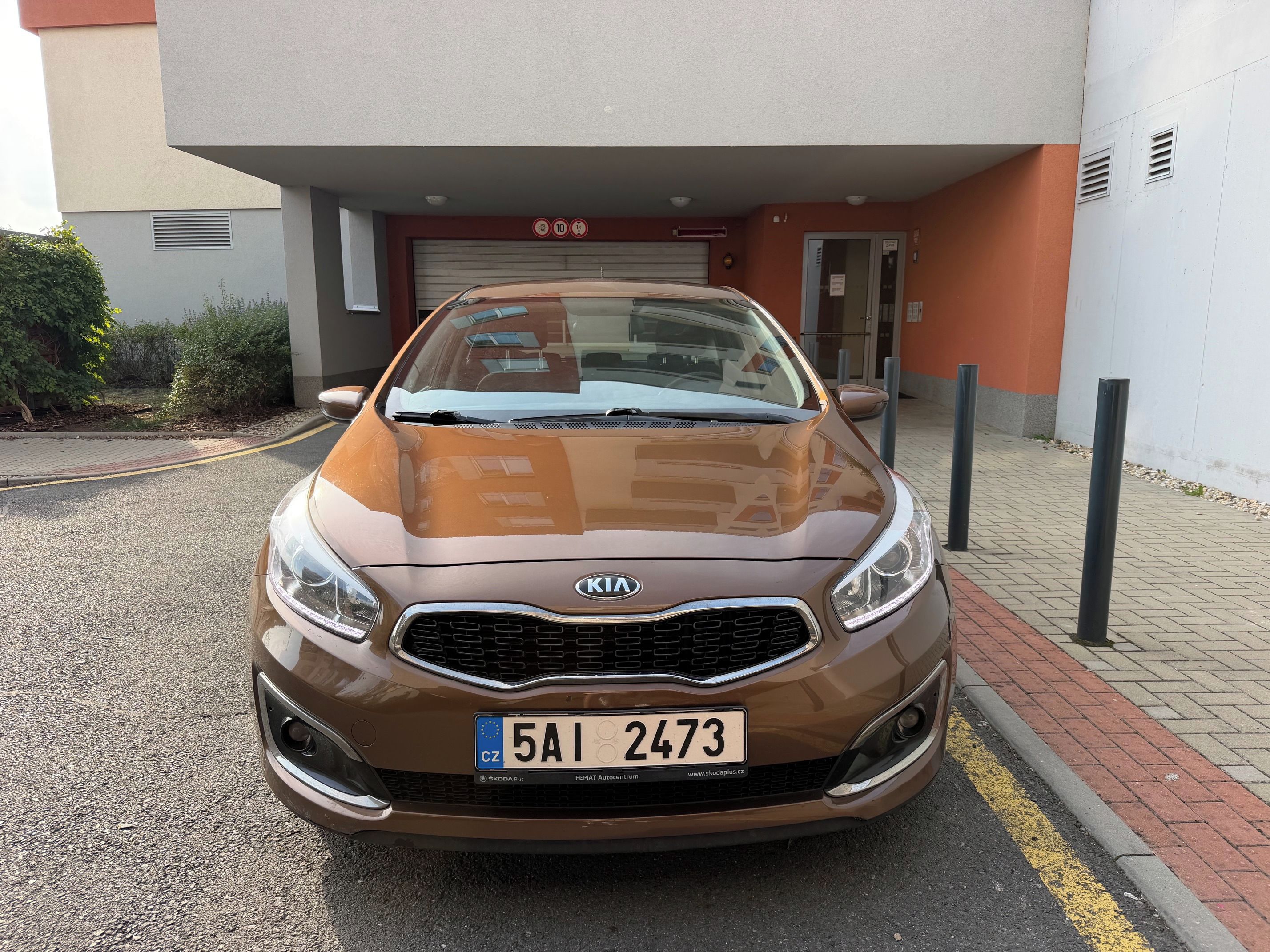 Kia Cee´d, Kia Cee'd 1.6 100 kW Automat - fotka 2