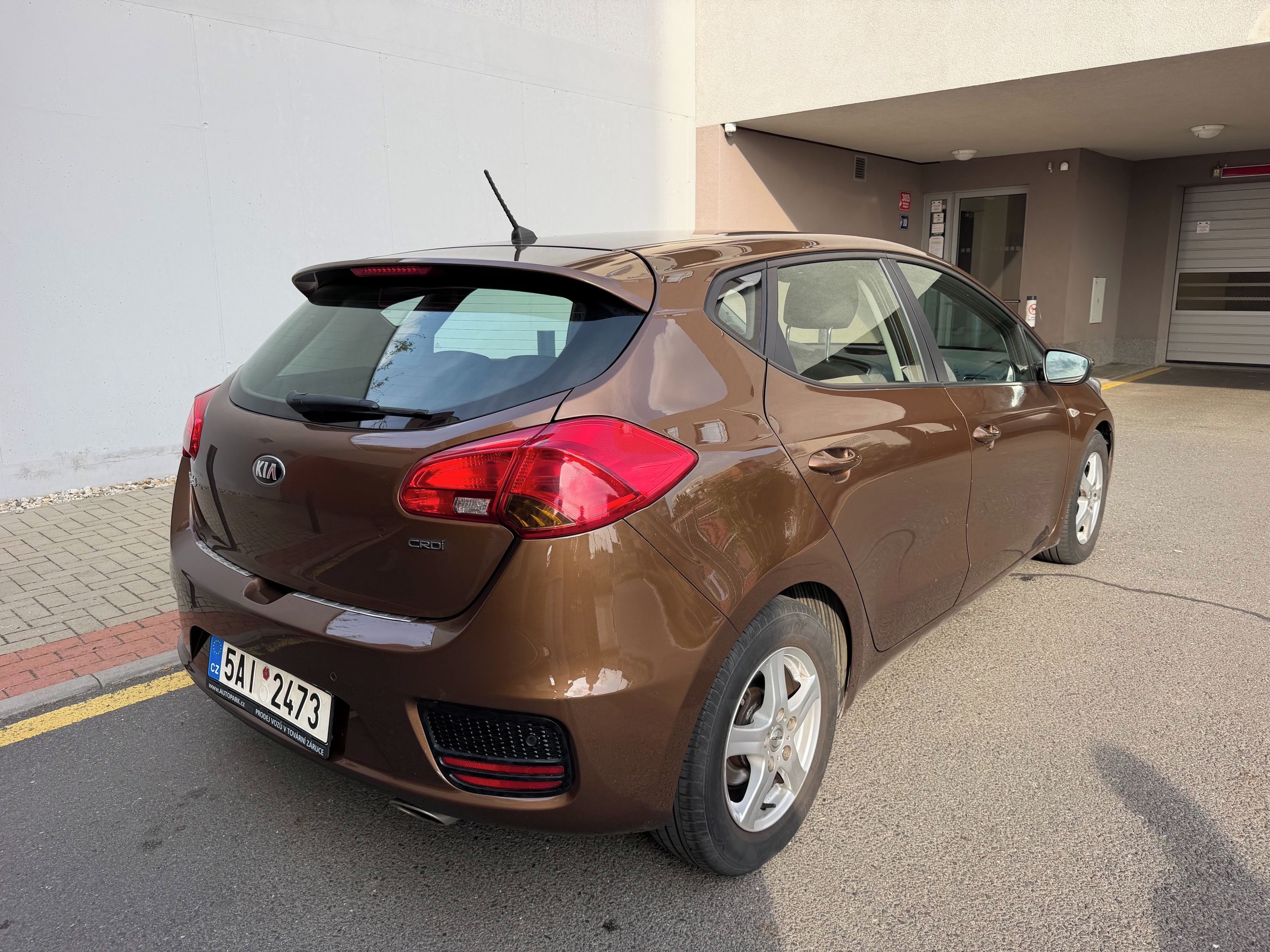 Kia Cee´d, Kia Cee'd 1.6 100 kW Automat - fotka 6