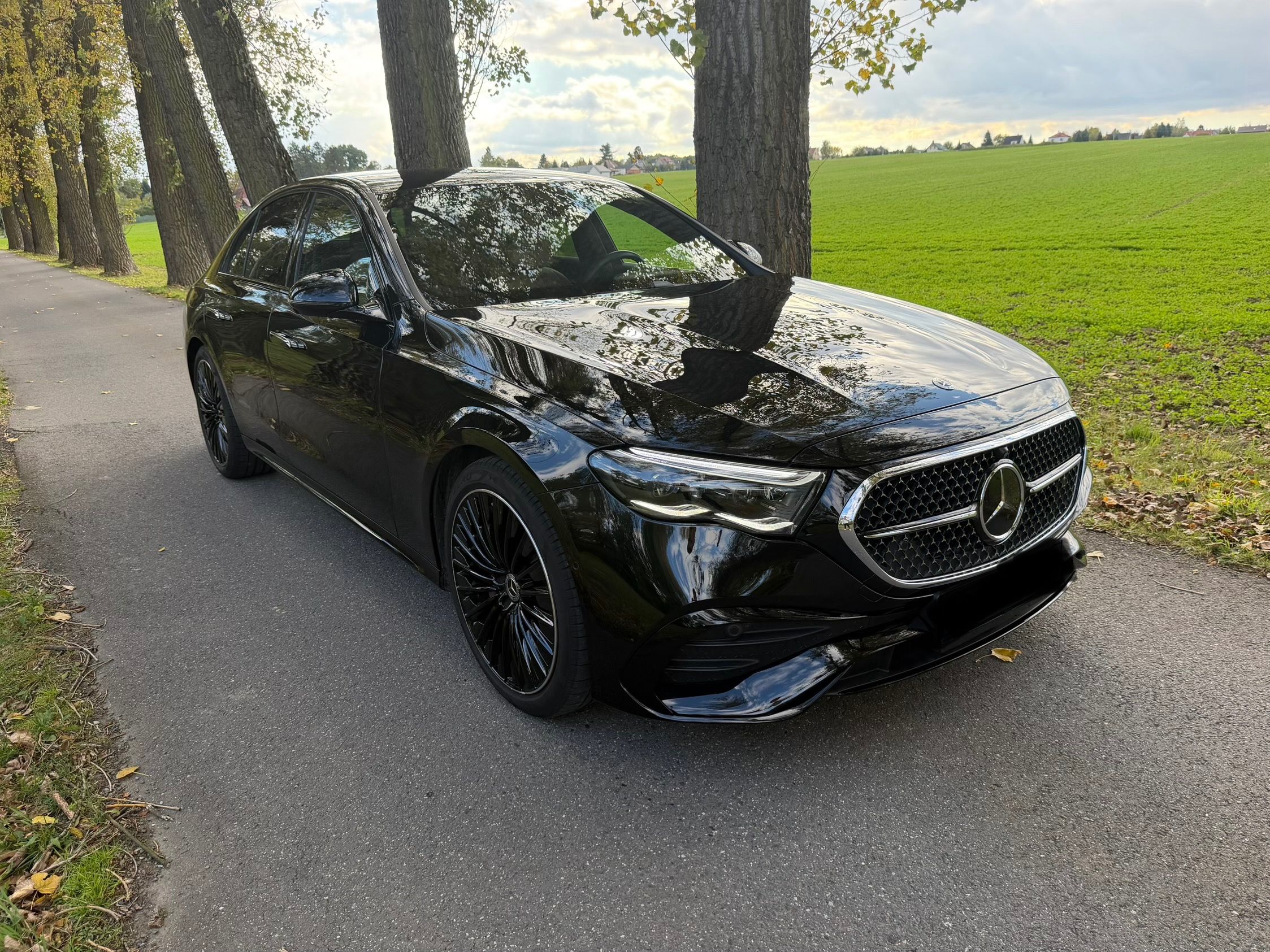 Mercedes-Benz Třídy E, E220d, 4M, AMG linie, TAŽNÉ - fotka 2