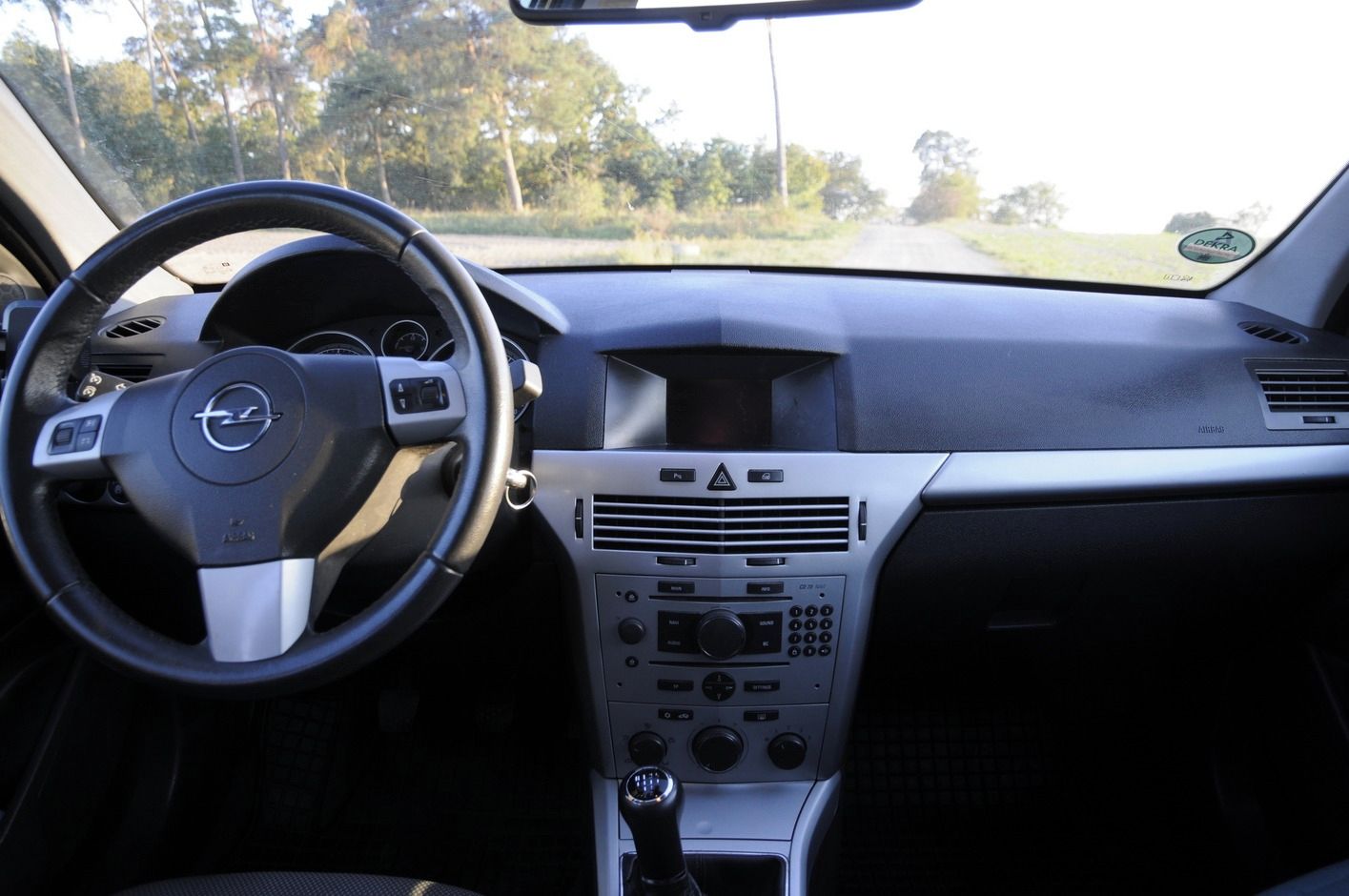 Opel Astra, 1.6 (85 kw) kombi - fotka 4