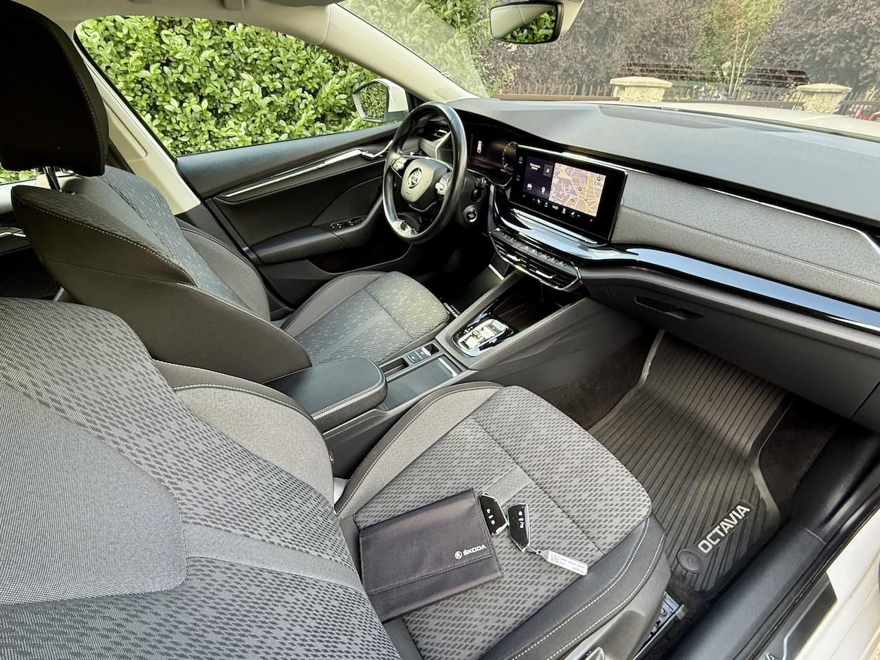 Škoda Octavia, 1.4TSI iV 150 kW DSG Style DCC - fotka 4