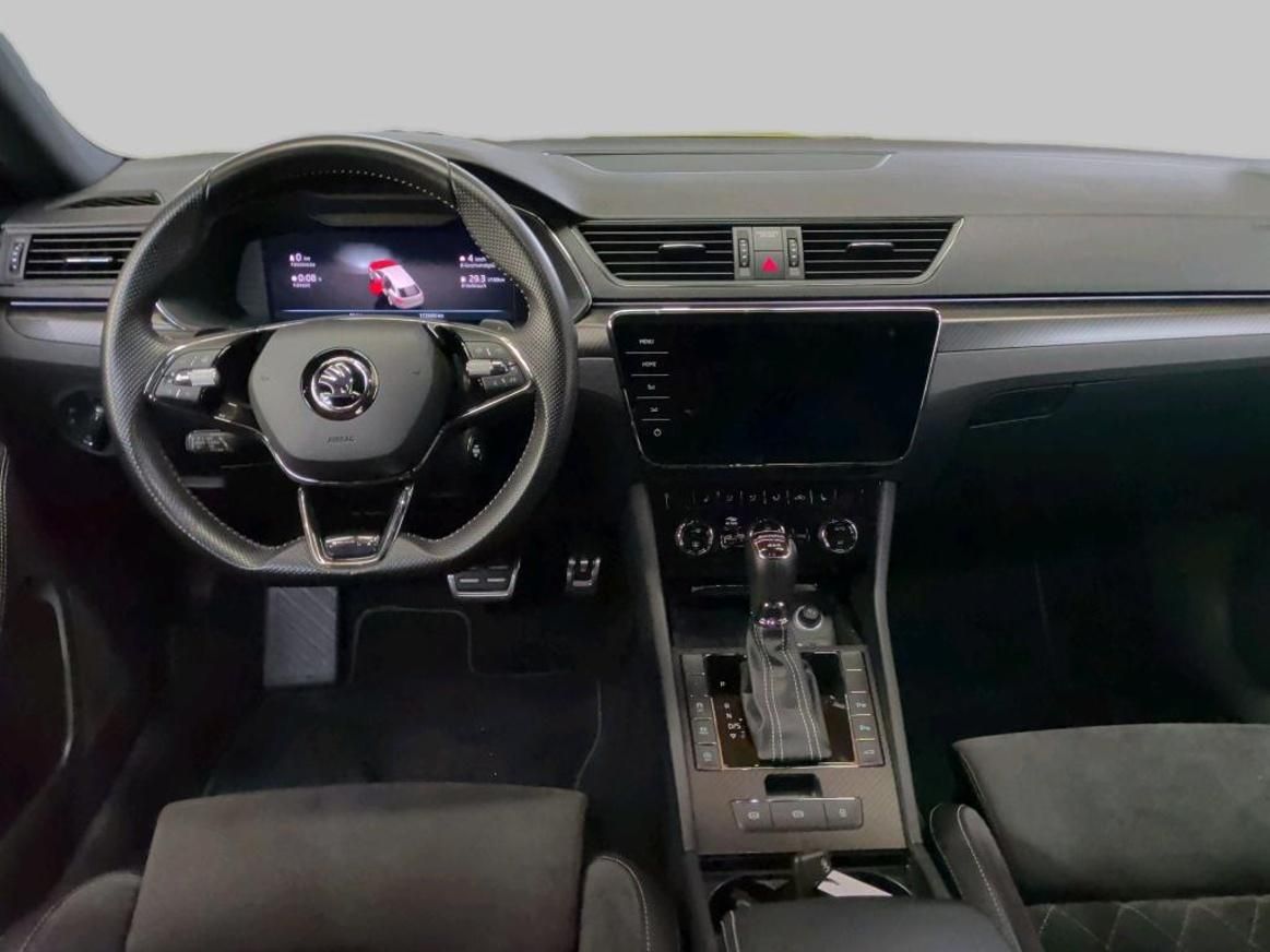 Škoda Superb, Combi Sportline 147kw DSG 4x4 - fotka 5