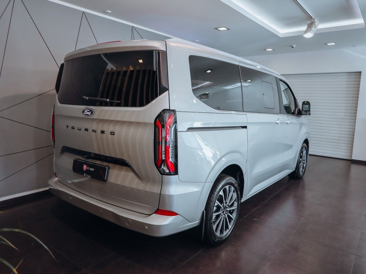 Ford Tourneo Custom, 2.0 EcoBlue Titanium X - fotka 5