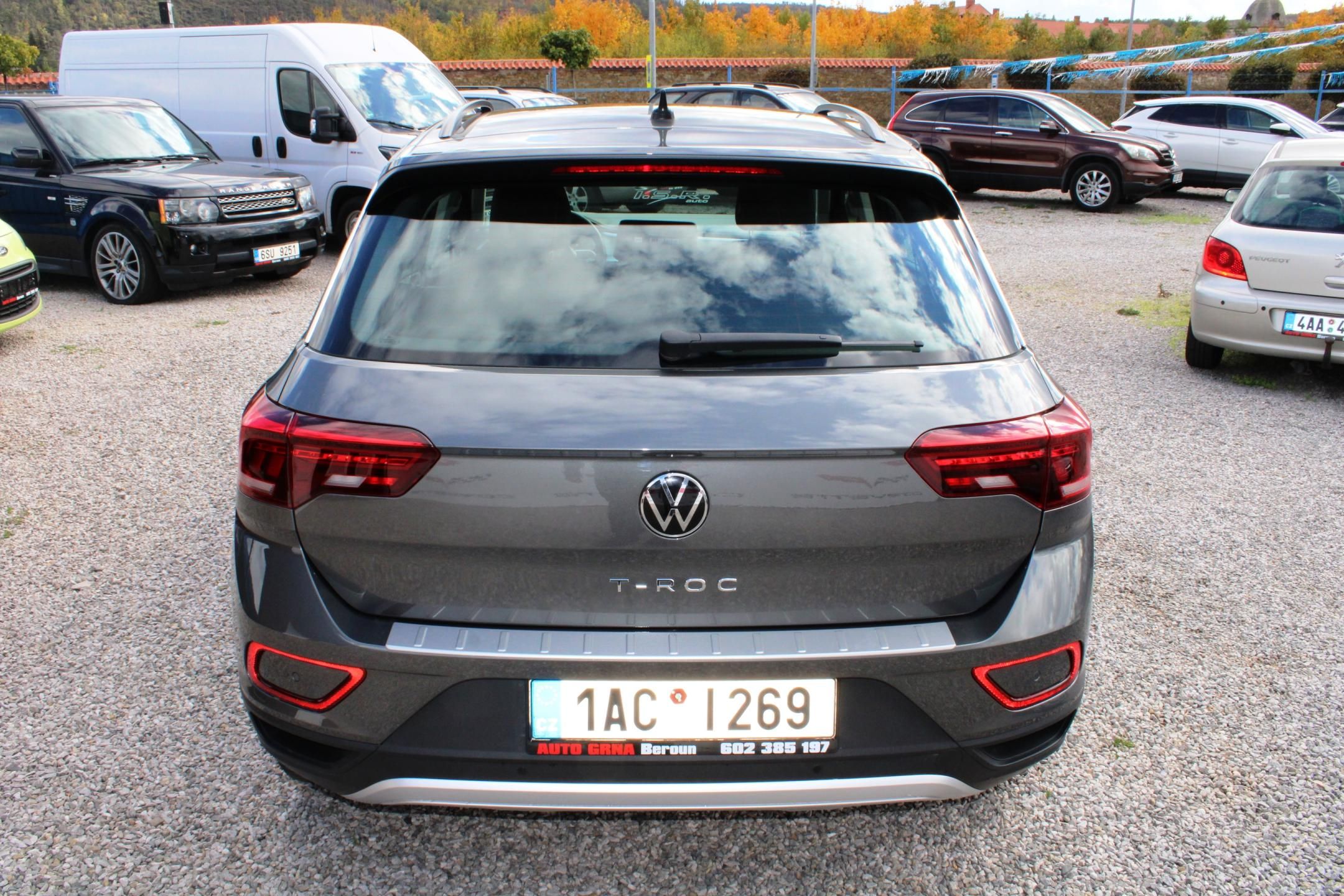 Volkswagen T-Roc, 1,5TSI DSG LED ADAPT.TEMPOMAT - fotka 6