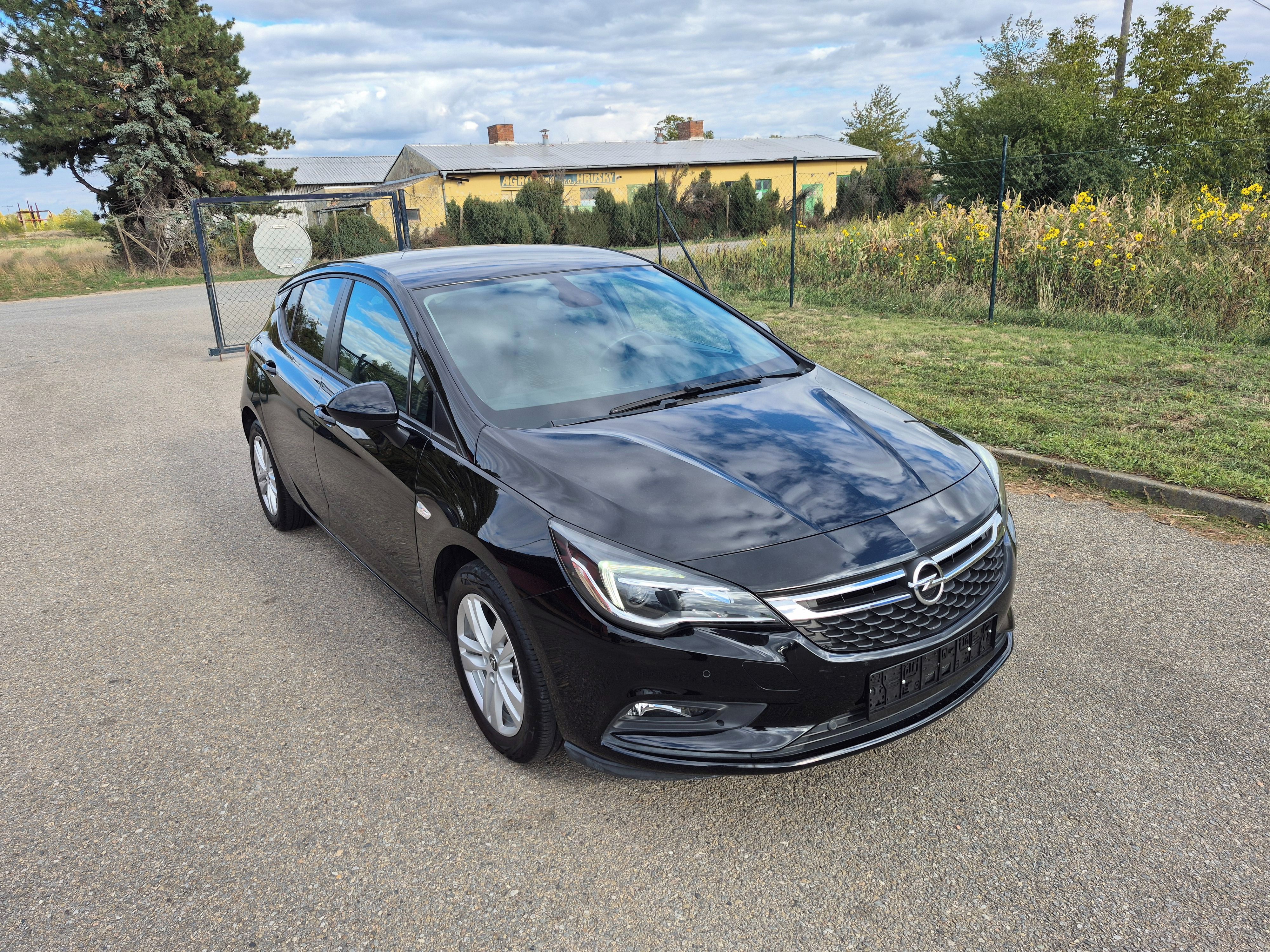 Opel Astra, 1,4i, 92kW, 1.majitel,