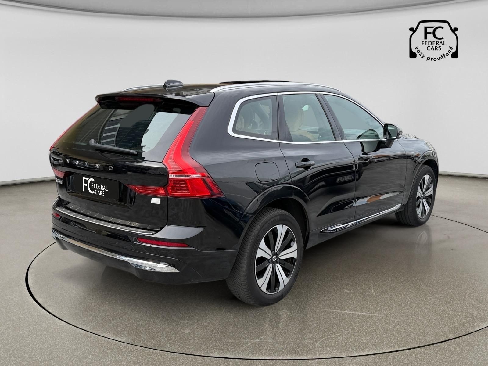 Volvo XC60, T6 AWD Recharge Plus Bright - fotka 5