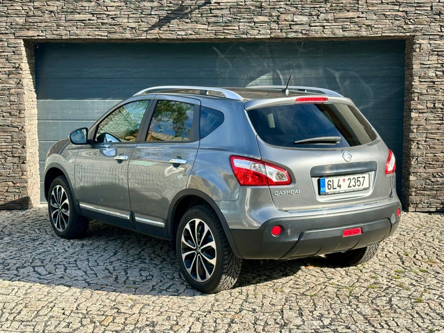 Nissan Qashqai, 2.0 16V 4x4 Panorama - fotka 6