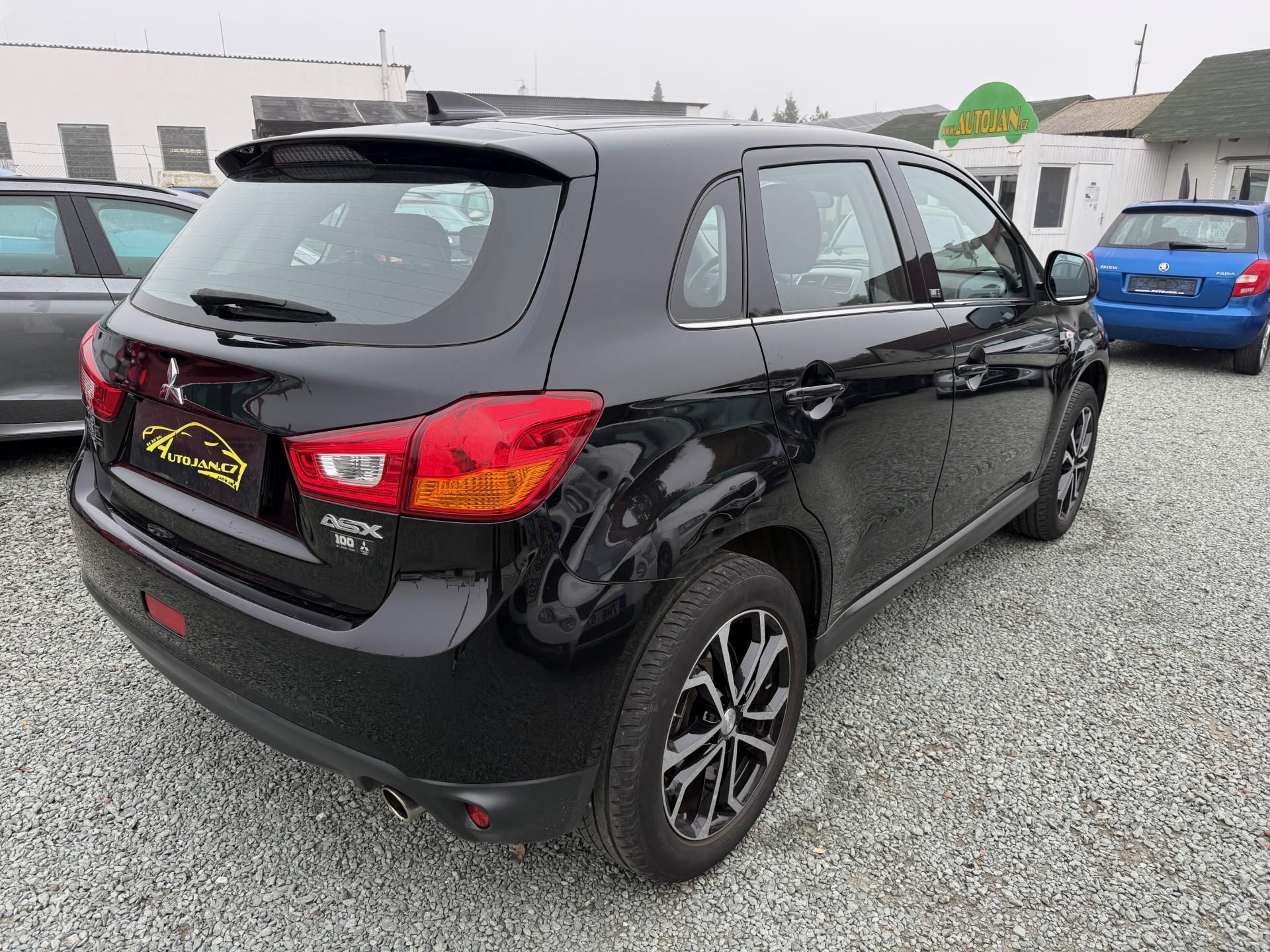 Mitsubishi ASX, 1.6 MIVEC INVITE+ - fotka 6