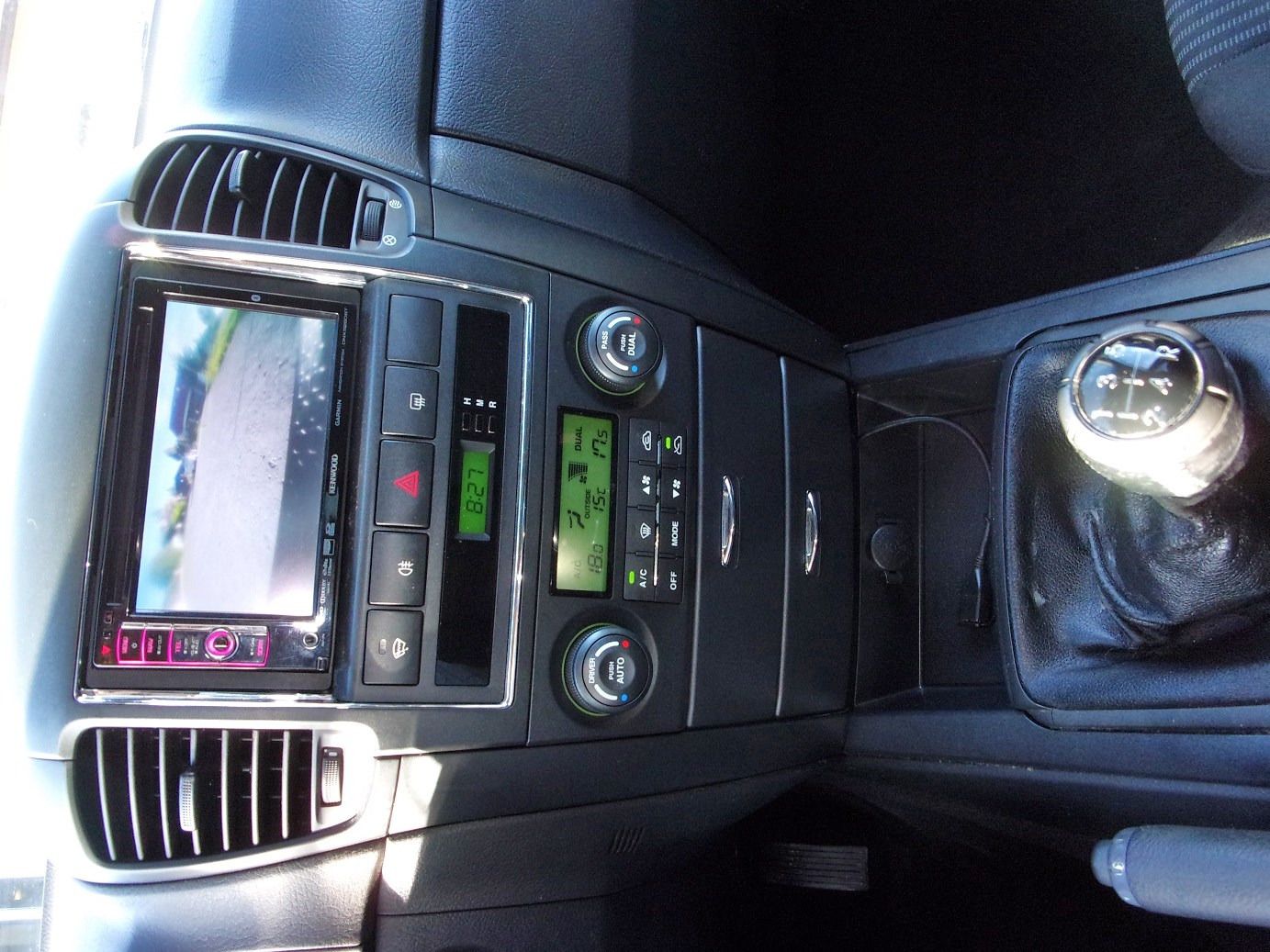 Kia Sorento, 2.5CRDI 16V,4x4,velmi pěkný - fotka 6