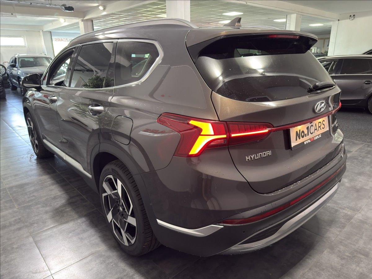 Hyundai Santa Fe, 2,2   CRDI 4X4 PREMIUM 360 - fotka 4