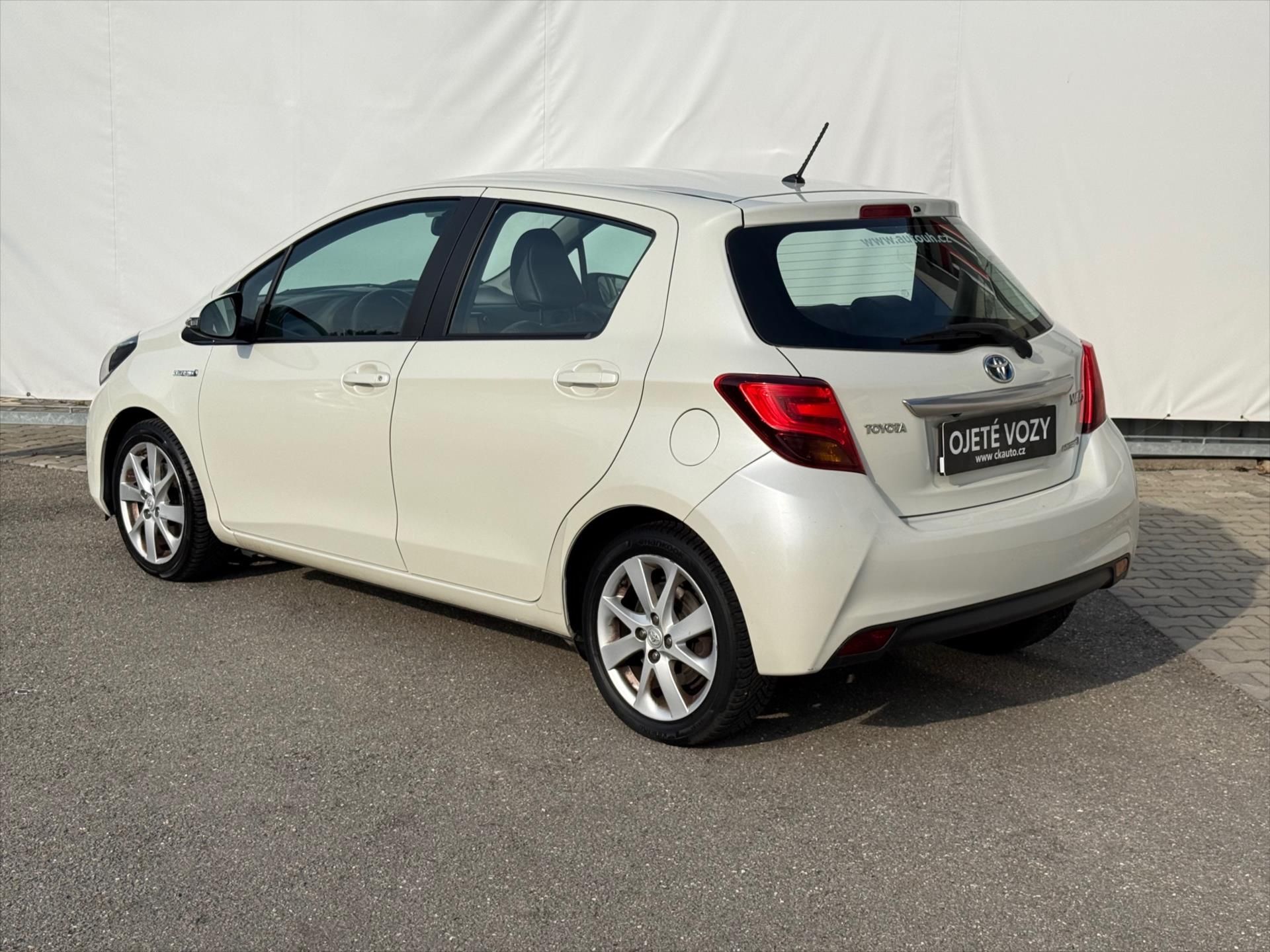 Toyota Yaris, 1,5 Style+Senso - fotka 6