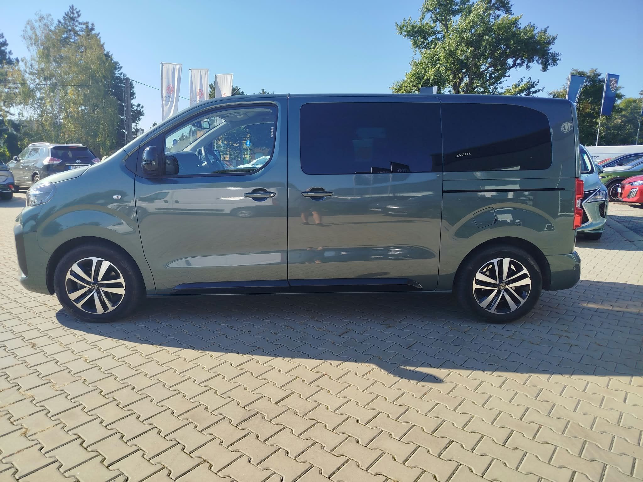 Peugeot Traveller, ACTIVE STANDARD 2.0BHDi 180 - fotka 5