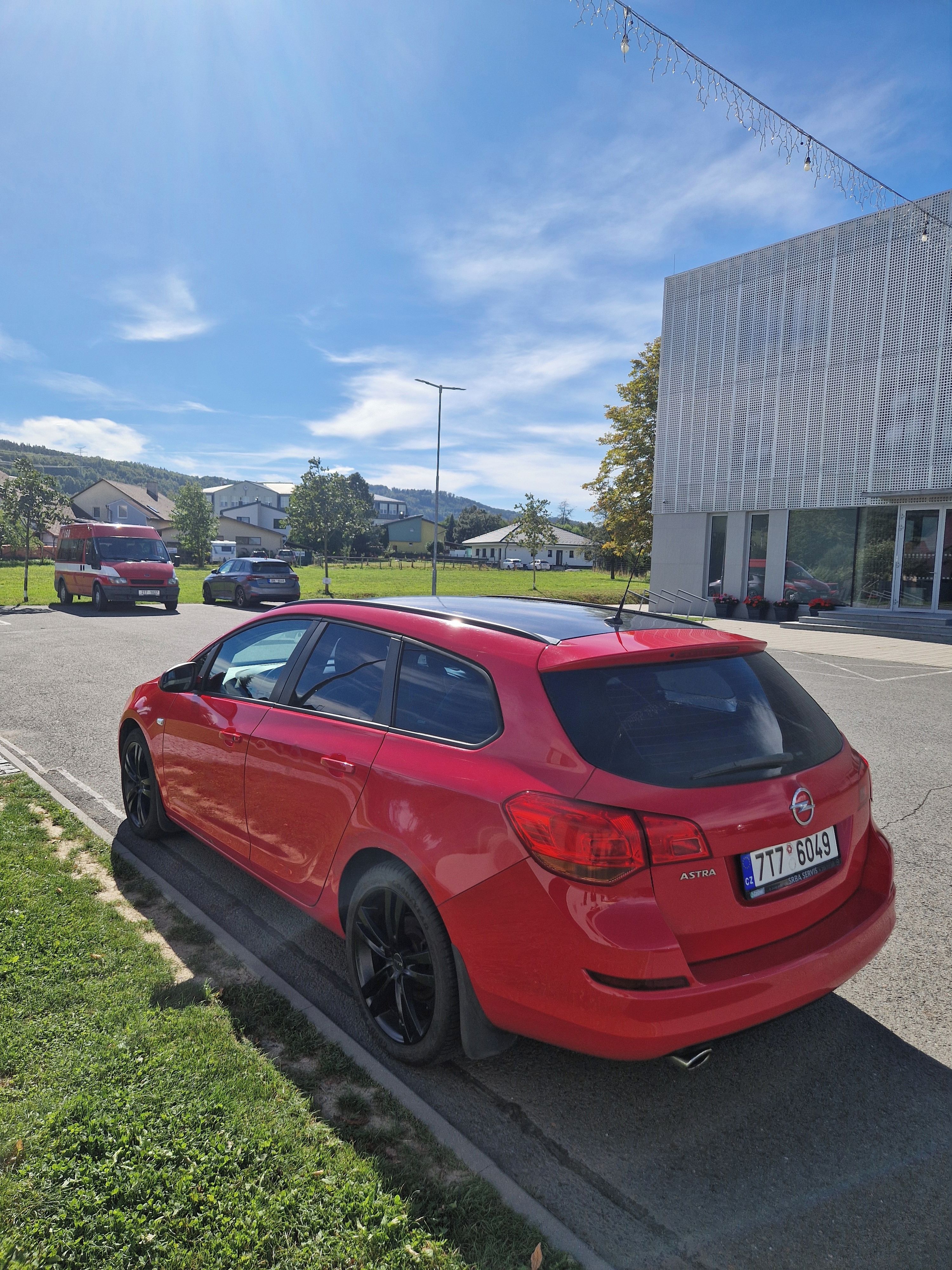 Opel Astra, 1.4 T - fotka 6