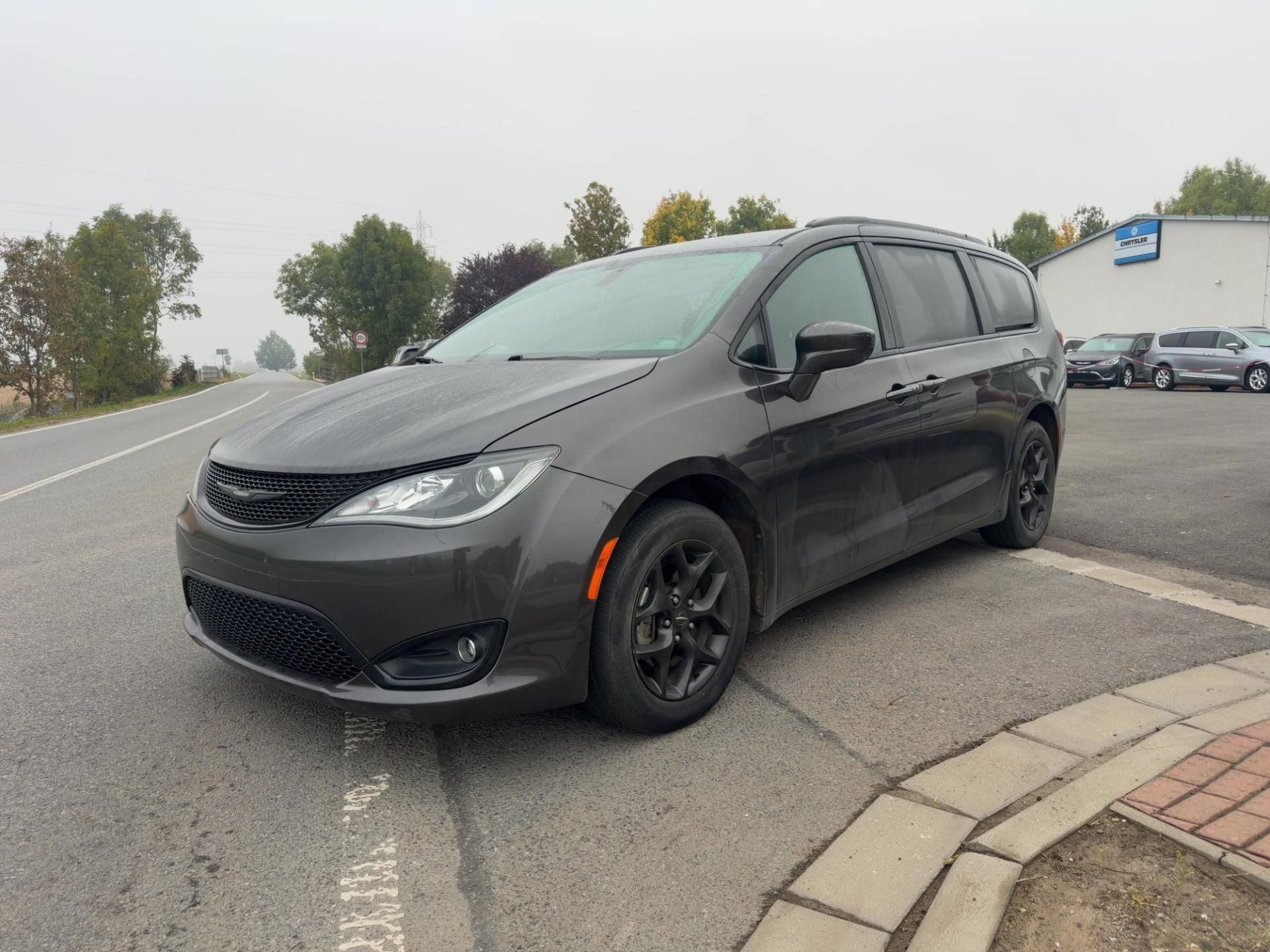 Chrysler Pacifica, 3,6 L 8 míst S type 2019 - fotka 2