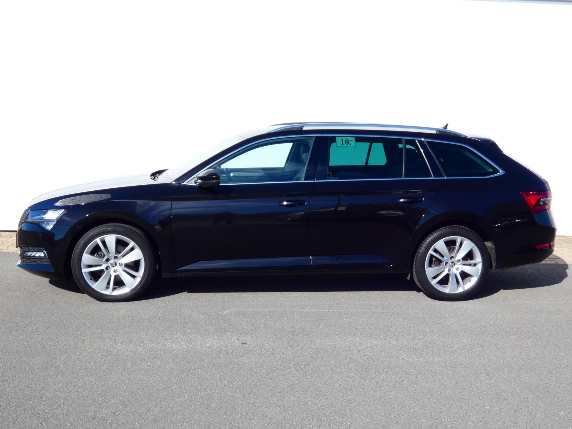 Škoda Superb, III /FL Combi StylePlus 2.0 TD - fotka 3