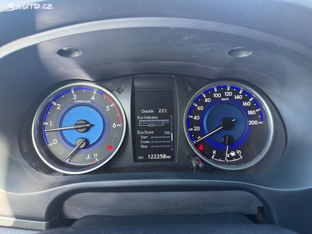 Toyota Hilux, fotka 19