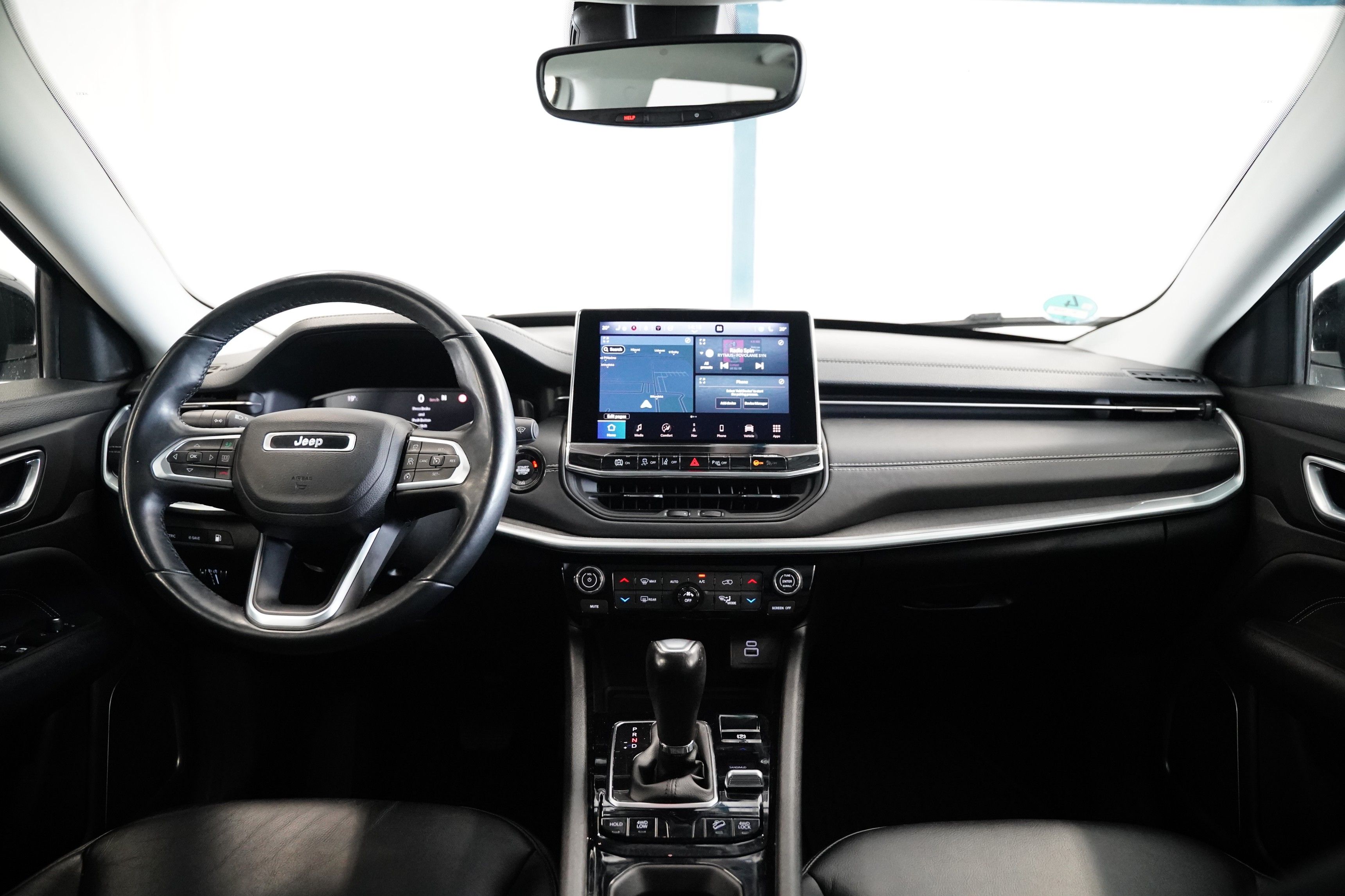 Jeep Compass, 1.3 4xe SLimited 240k - fotka 5