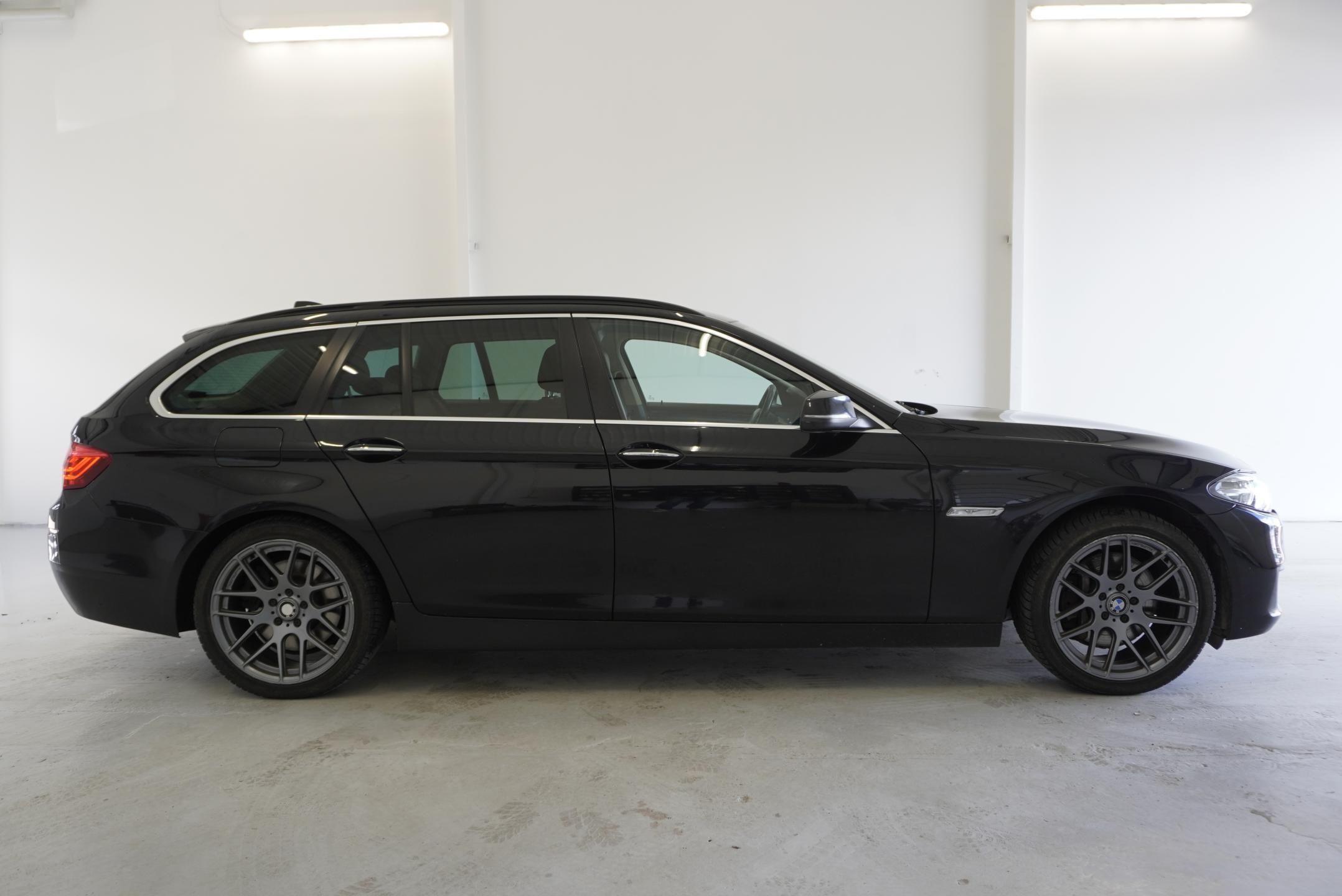 BMW Řada 5, 3,0 XDRIVE FACELIFT AUTOMAT - fotka 4