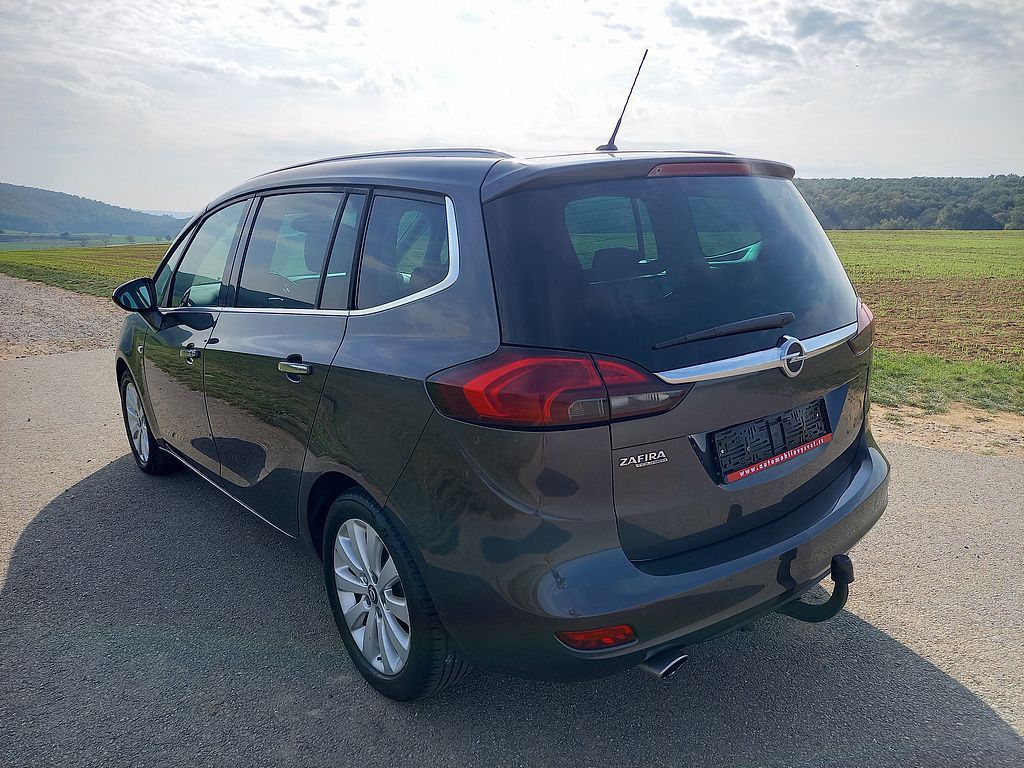 Opel Zafira, 2,0CdTi 121kw klima+ROZVODY - fotka 4