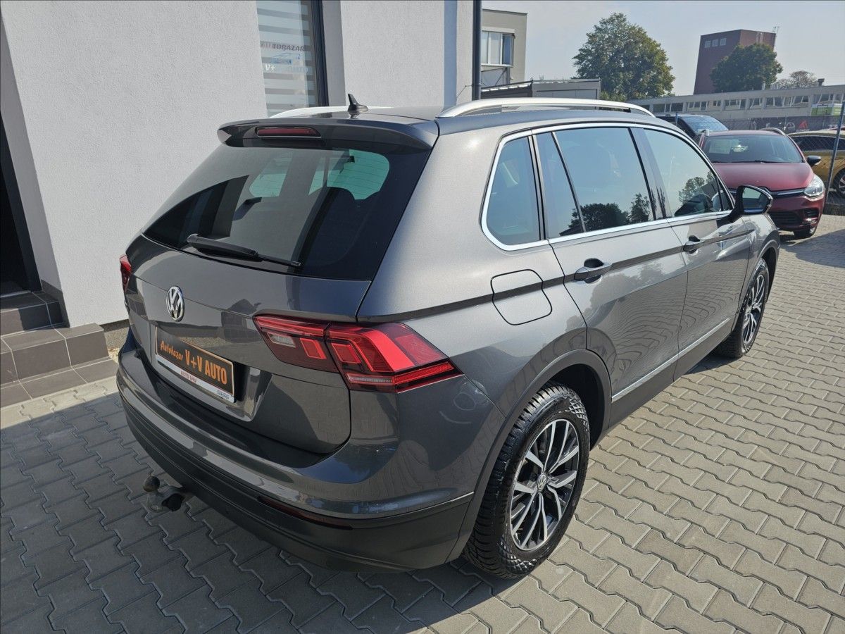 Volkswagen Tiguan, 1,4 TSi 92KW Comfortline NAVI - fotka 6