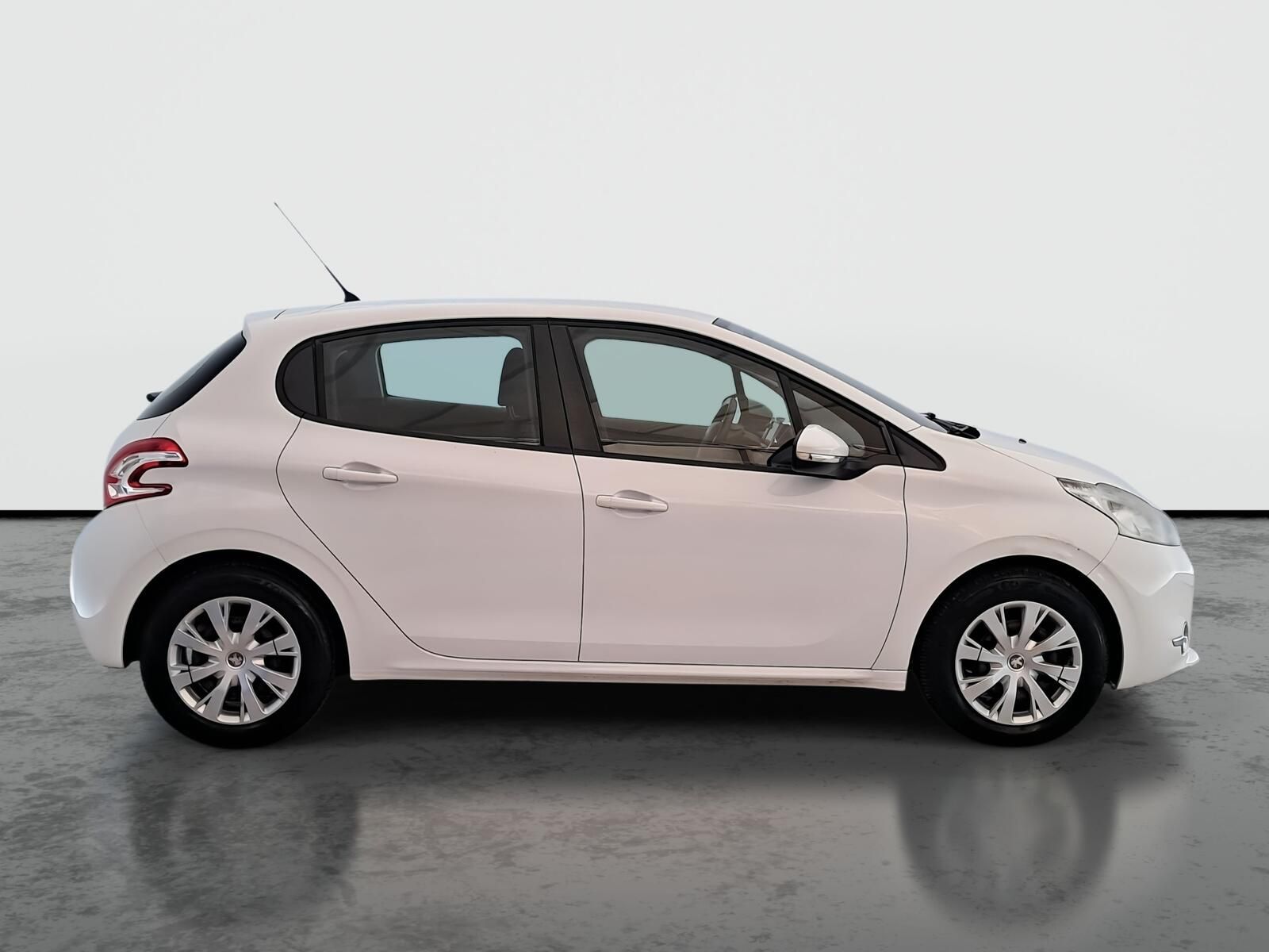Peugeot 208, 1.0 VTi, za dobrou cenu - fotka 6
