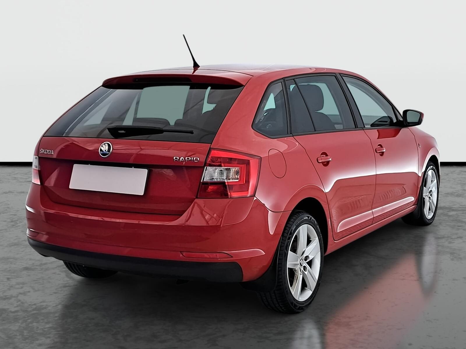 Škoda Rapid, 1.2 TSI, ČR,1.maj - fotka 5