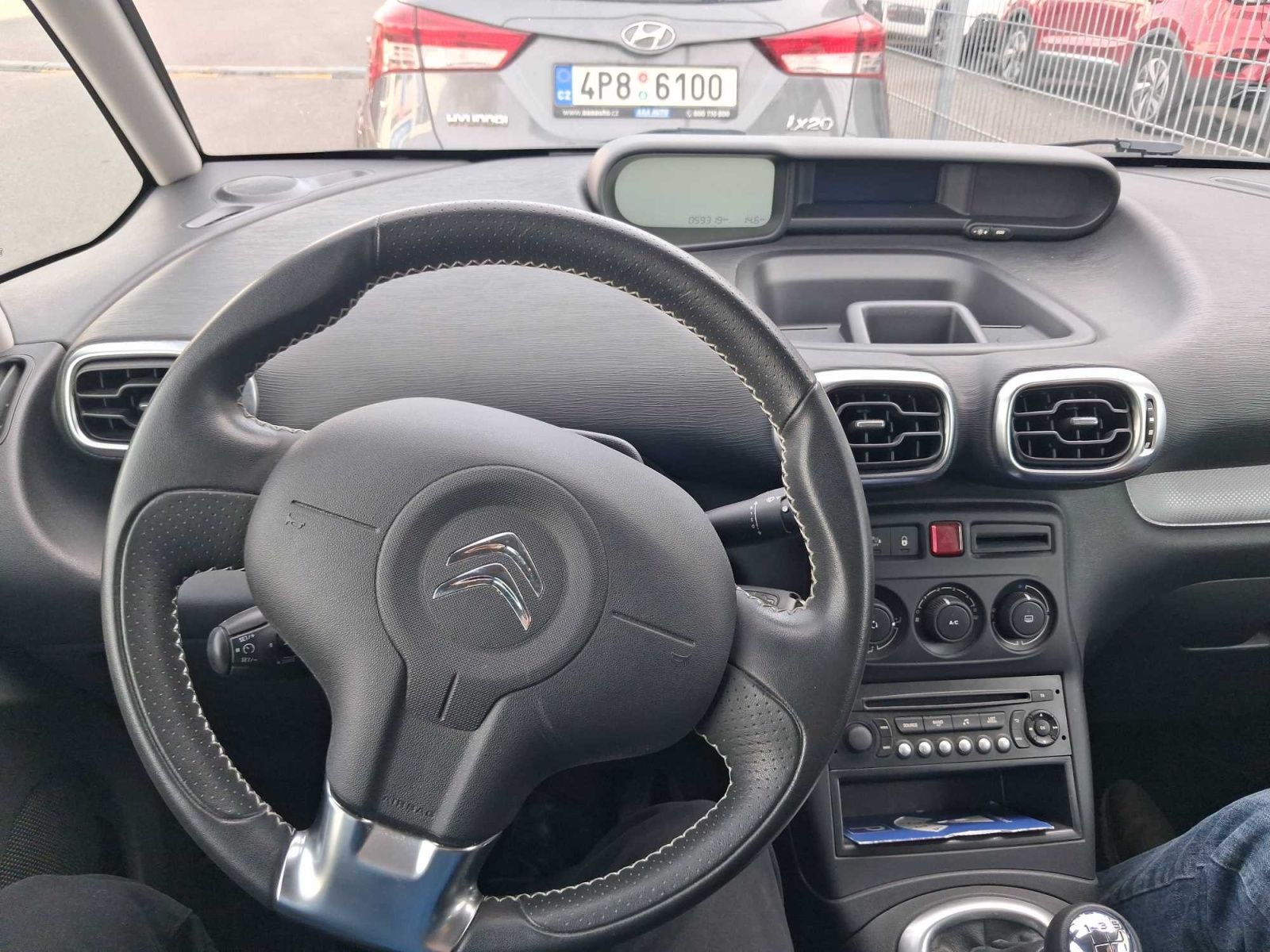 Citroën C3 Picasso, 1.4 i, ČR,1.maj, Serv.kniha - fotka 3