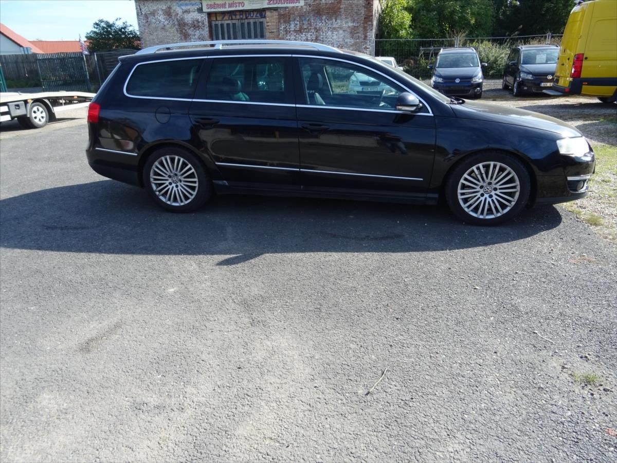Volkswagen Passat, 3,2 i 184 kW 4x4 - fotka 6