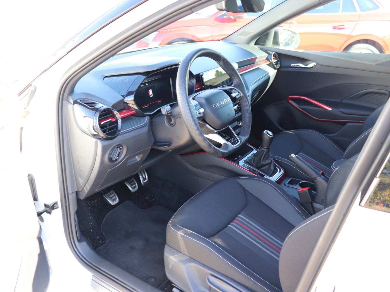 Škoda Fabia, Fabia MonteCarlo 1.0 TSI 85 kW - fotka 6