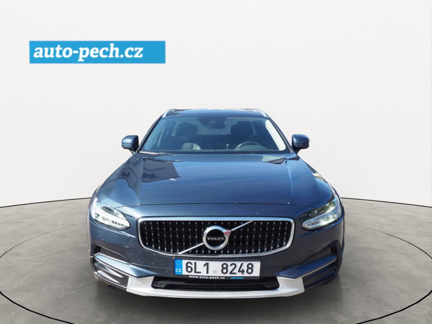 Volvo V90, D5, 173 kW, AWD, AT - fotka 6