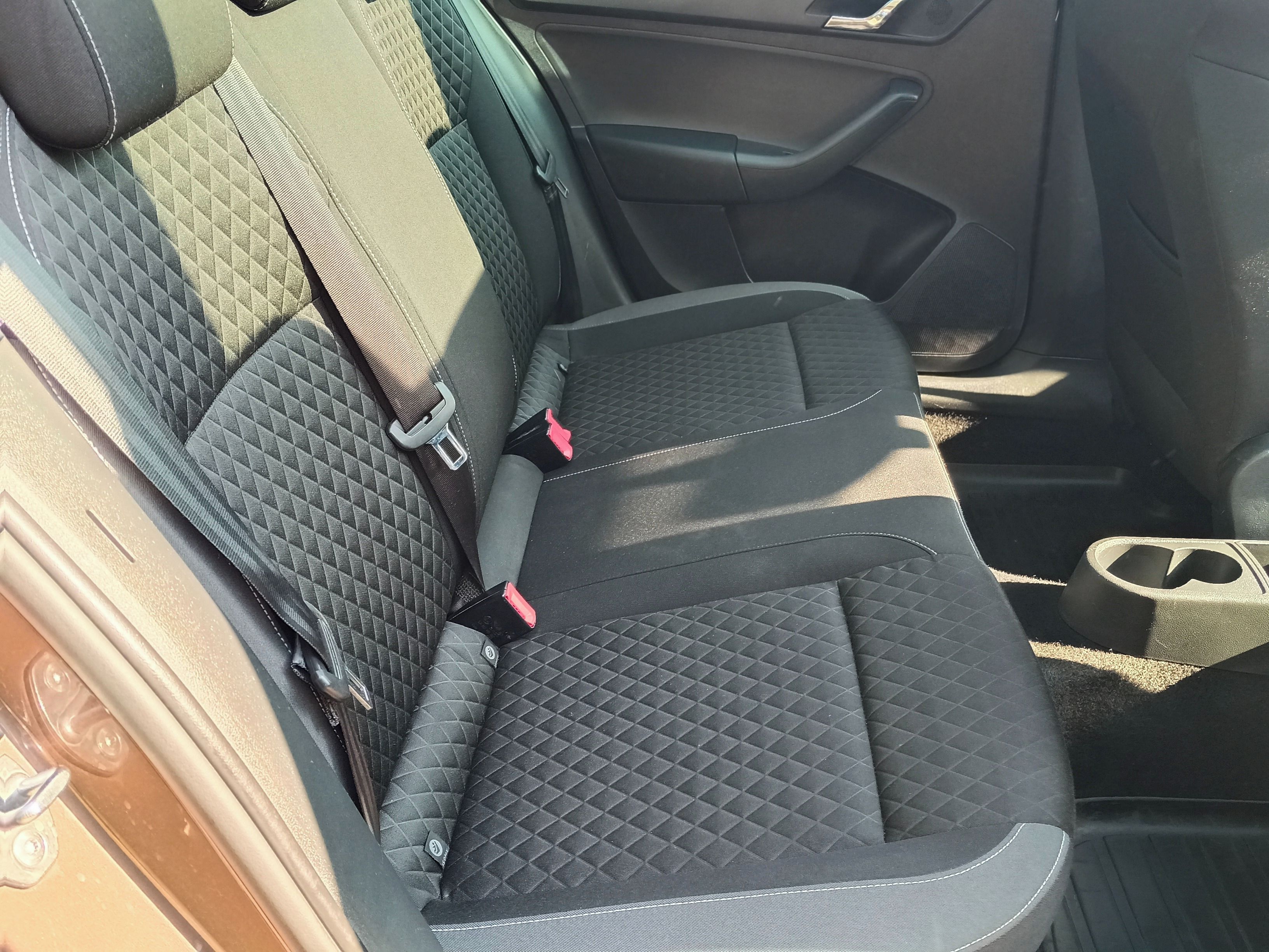 Škoda Rapid, 1,2tsi,66kw,plný servis ,cebia - fotka 6