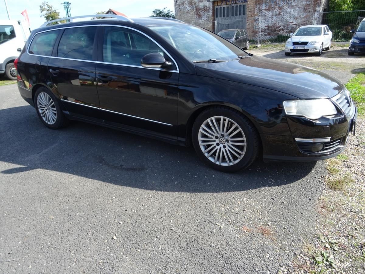 Volkswagen Passat, 3,2 i 184 kW 4x4 - fotka 5