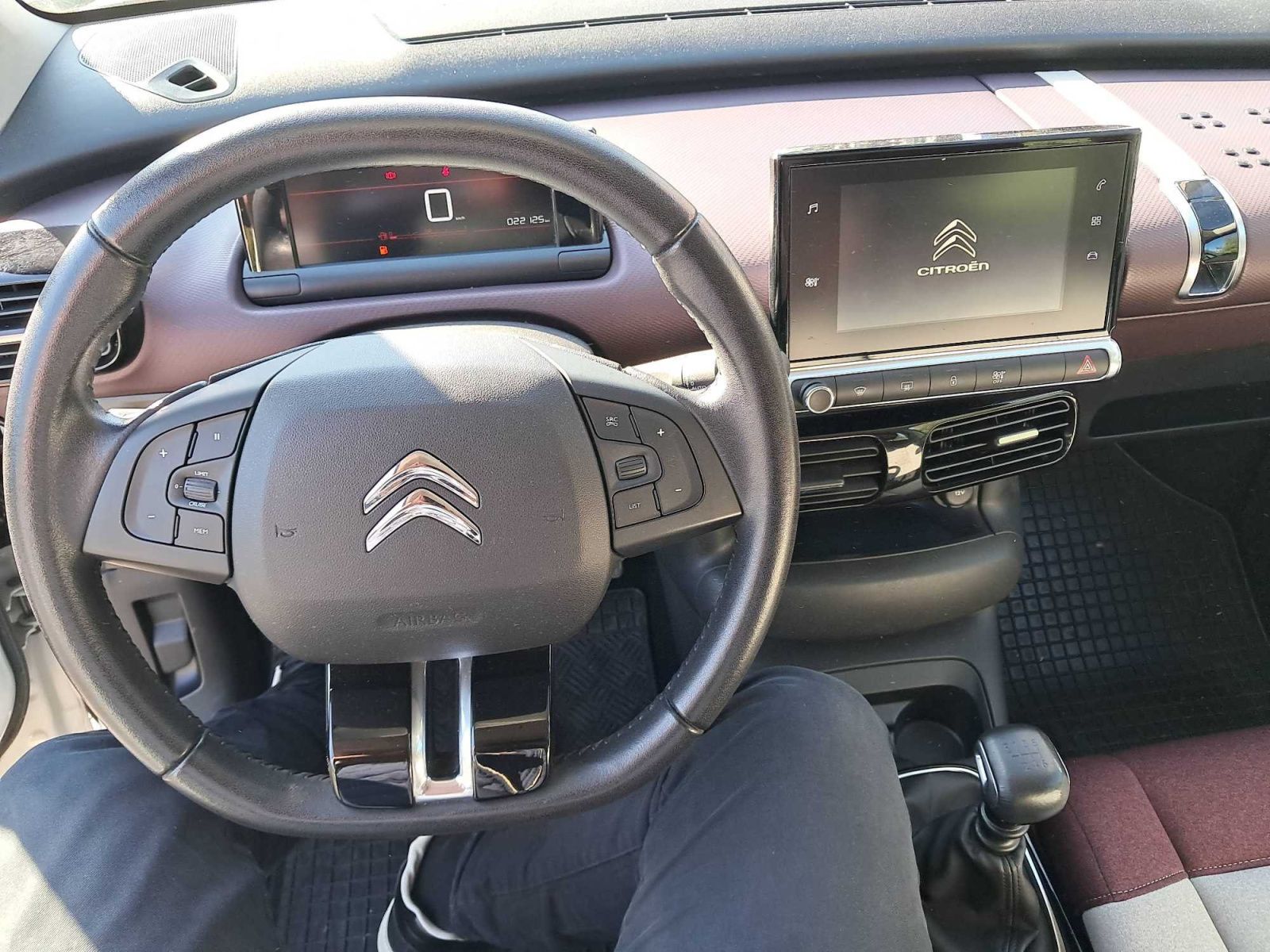 Citroën C4 Cactus, 1.2 PureTech, ČR,1.maj - fotka 3