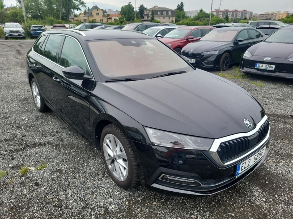 Škoda Octavia, COMBY STYLE 1,4TSI 150kW DPH - fotka 4