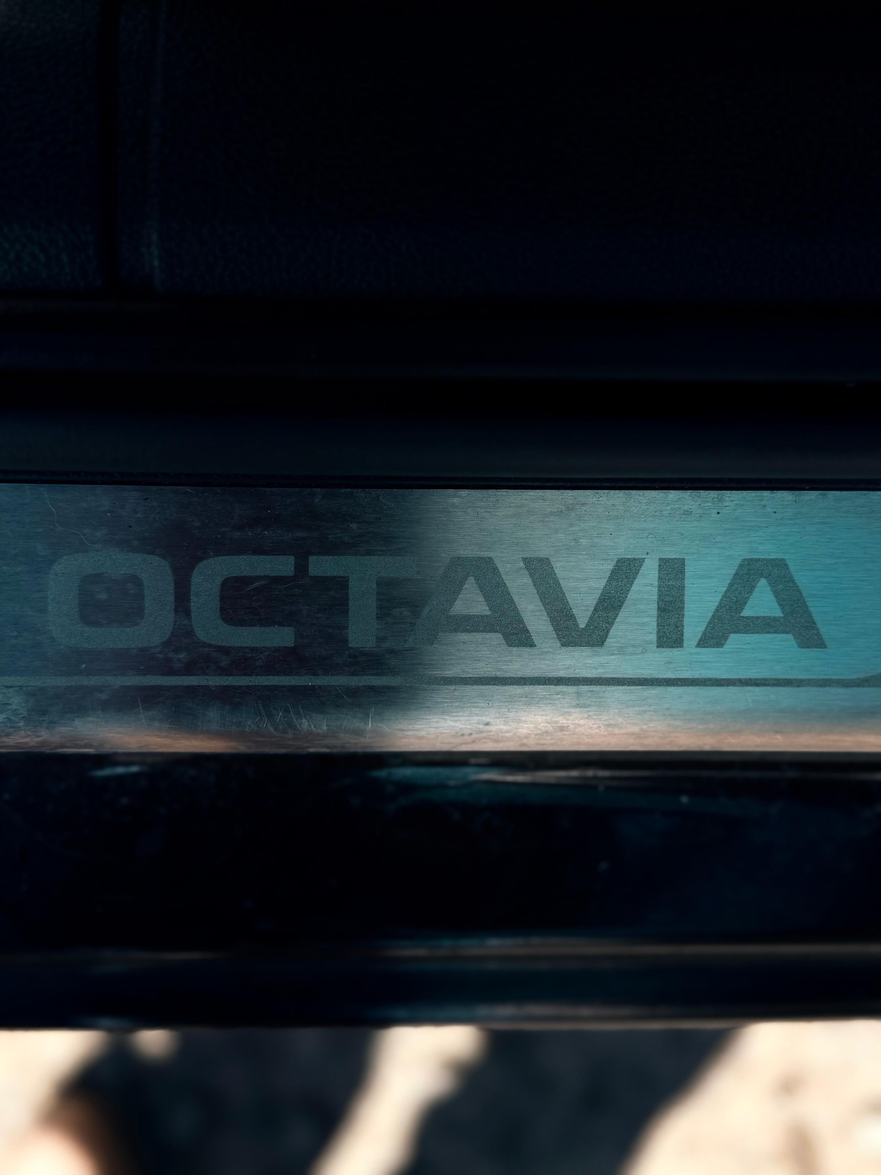 Škoda Octavia, Škoda Octavia III Combi 1.6TDI - fotka 6