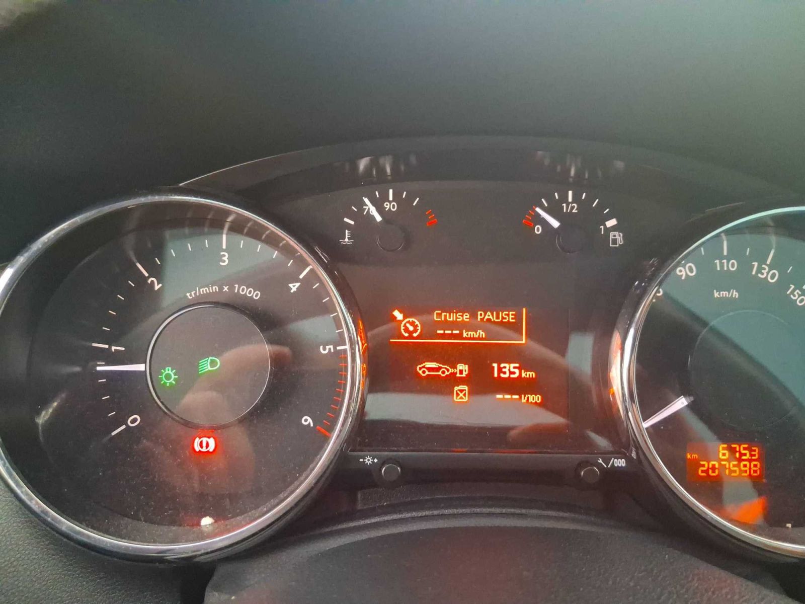 Peugeot 5008, 1.6 HDi, 7 míst, Navi - fotka 3