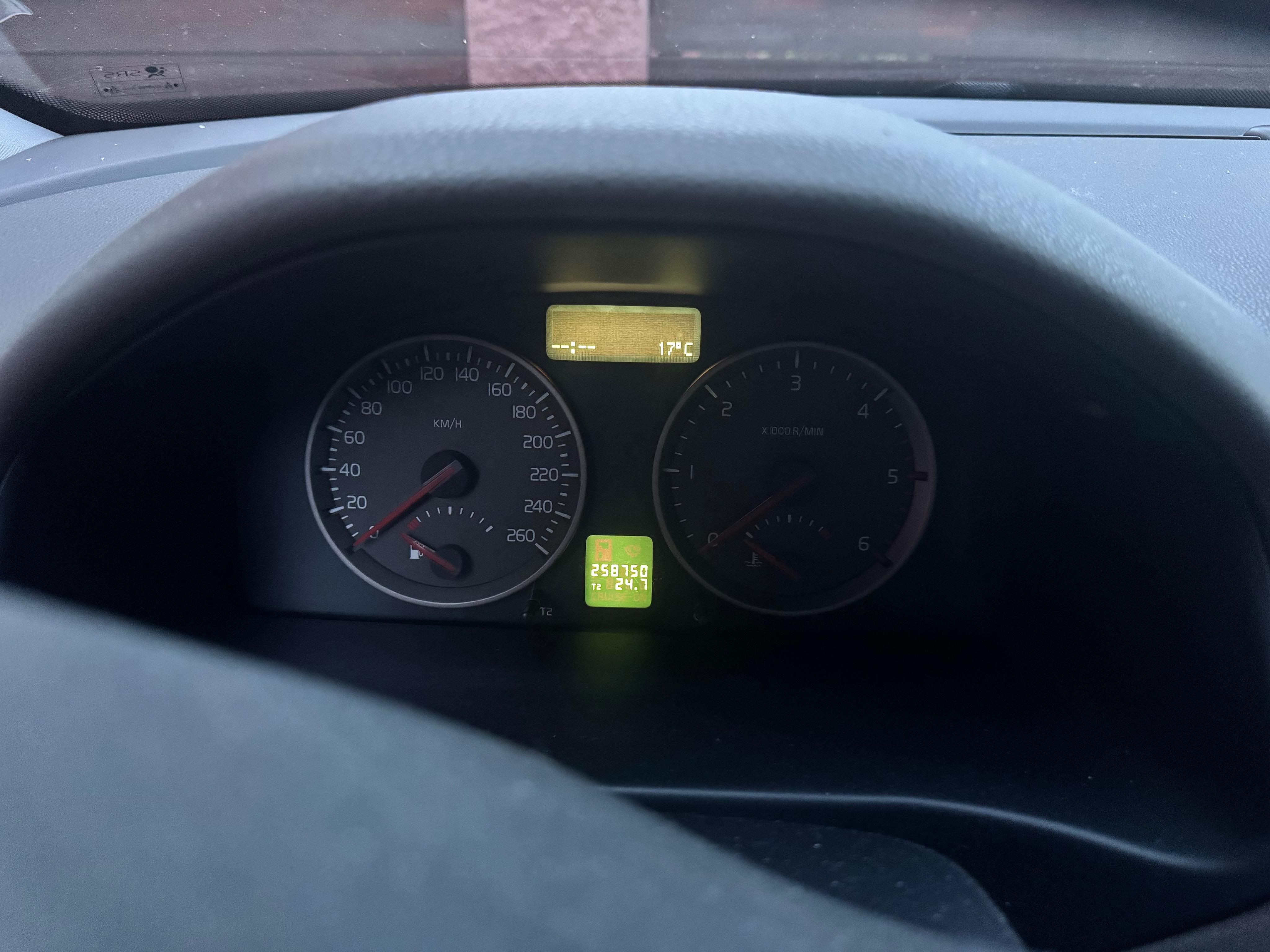 Volvo V50, VOLVO V50 1,9 Tdi - fotka 5