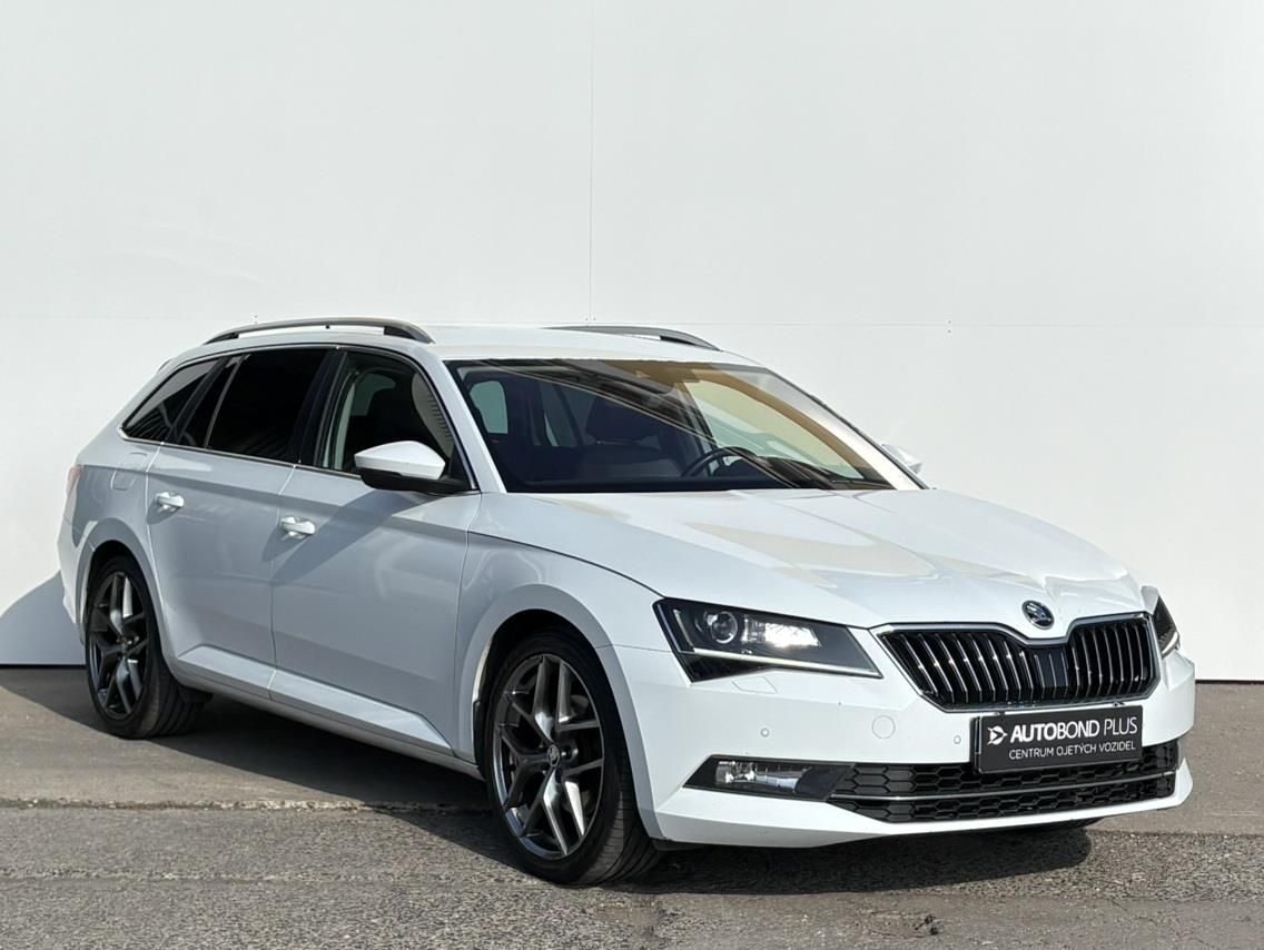 Škoda Superb, 2.0 TDI 4x4 DSG / 140 kW Style - fotka 5