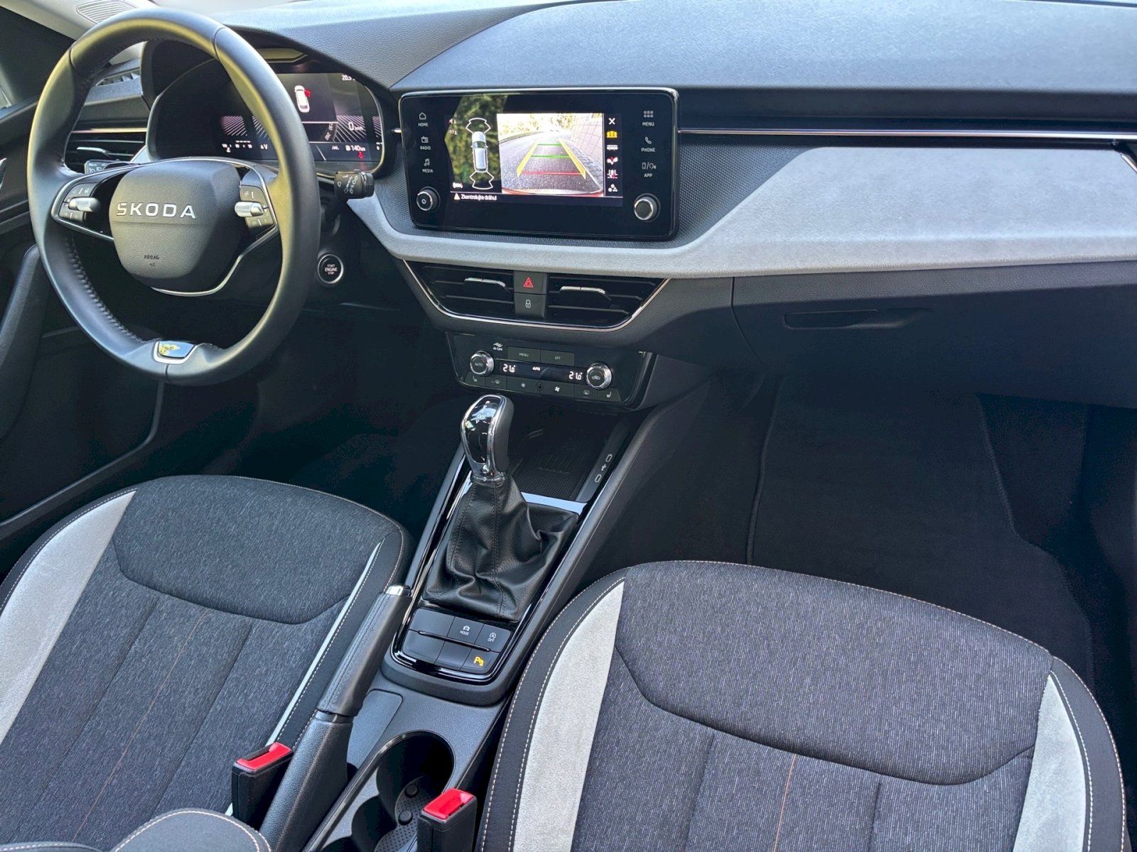 Škoda Kamiq, 1,5 TSI / 110 kW Top Selection - fotka 6