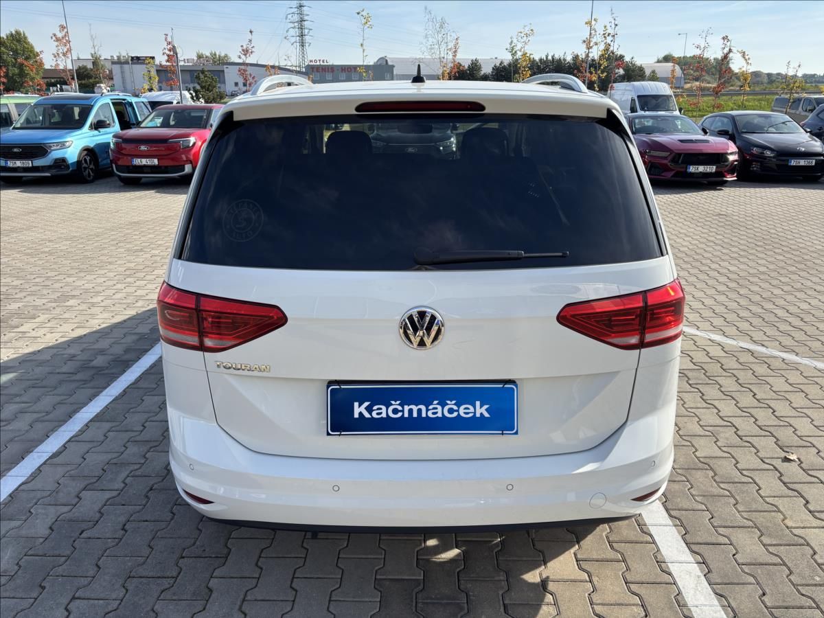Volkswagen Touran, 1,5 TSi Maraton Edition 7.Míst - fotka 4