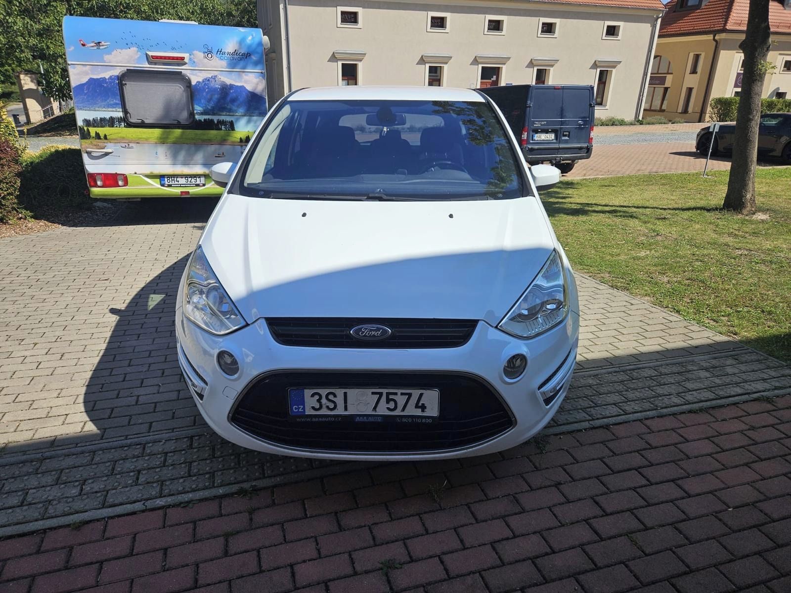 Ford S-MAX - fotka 4
