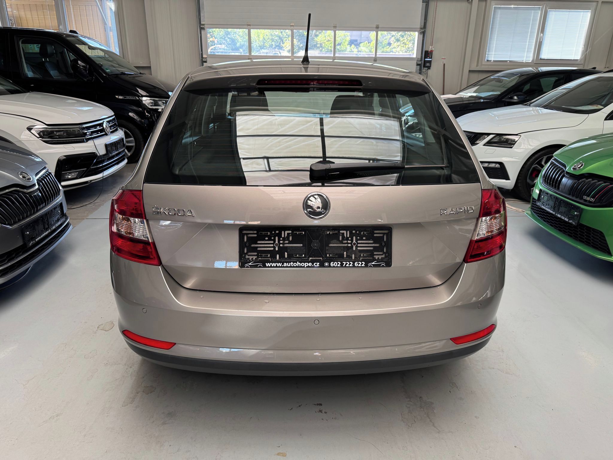 Škoda Rapid, SPB 1.4 TSI DSG Elegance - fotka 5