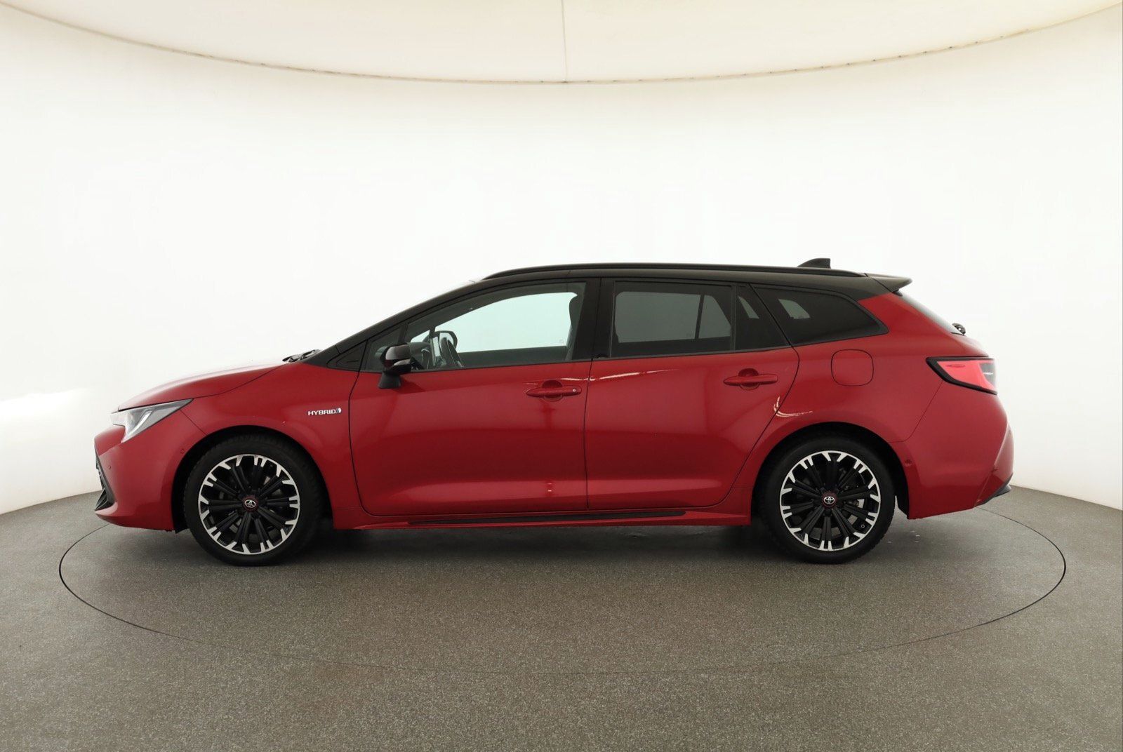 Toyota Corolla, 1.8 Hybrid, Automat, ČR,1.maj - fotka 3