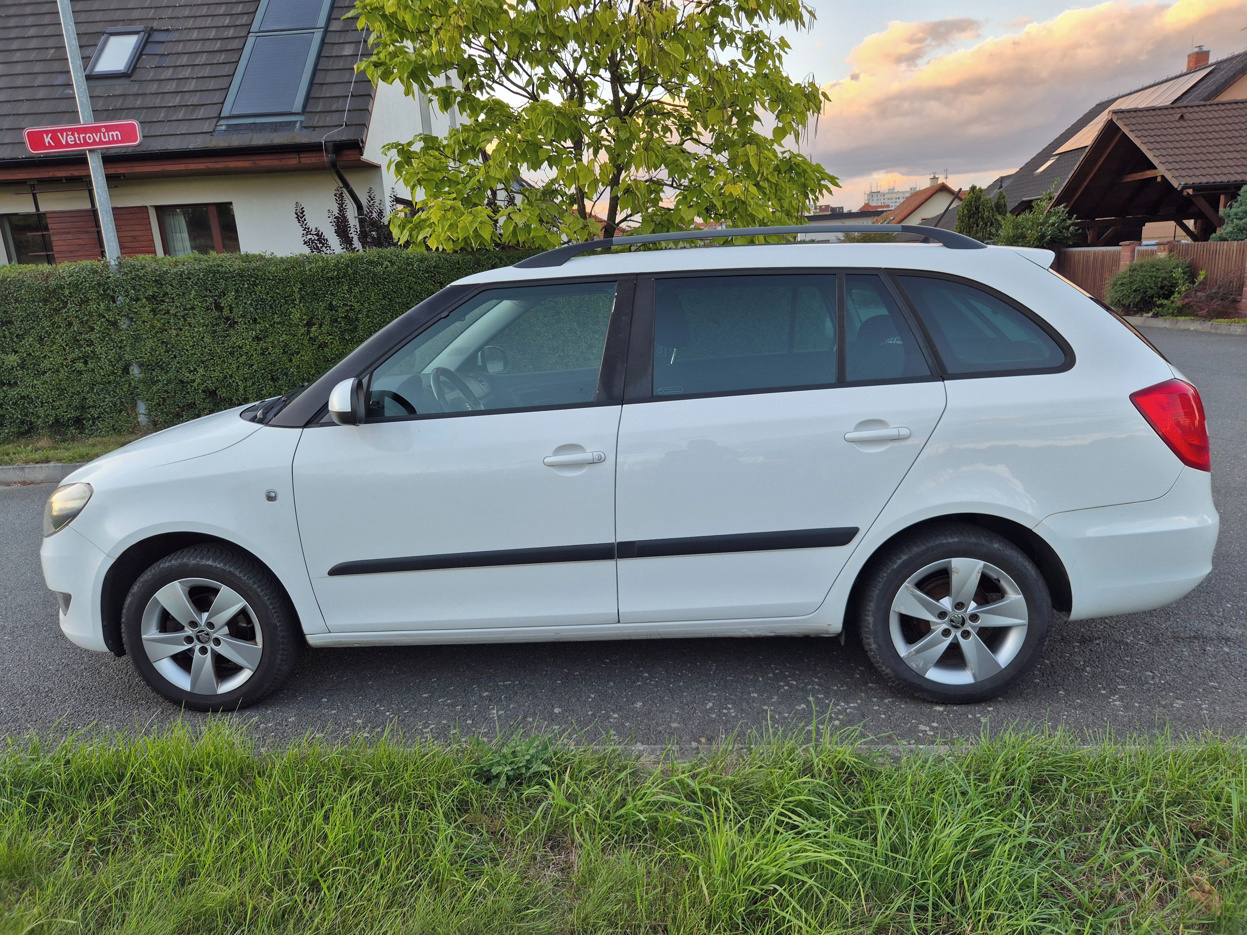 Škoda Fabia - fotka 2
