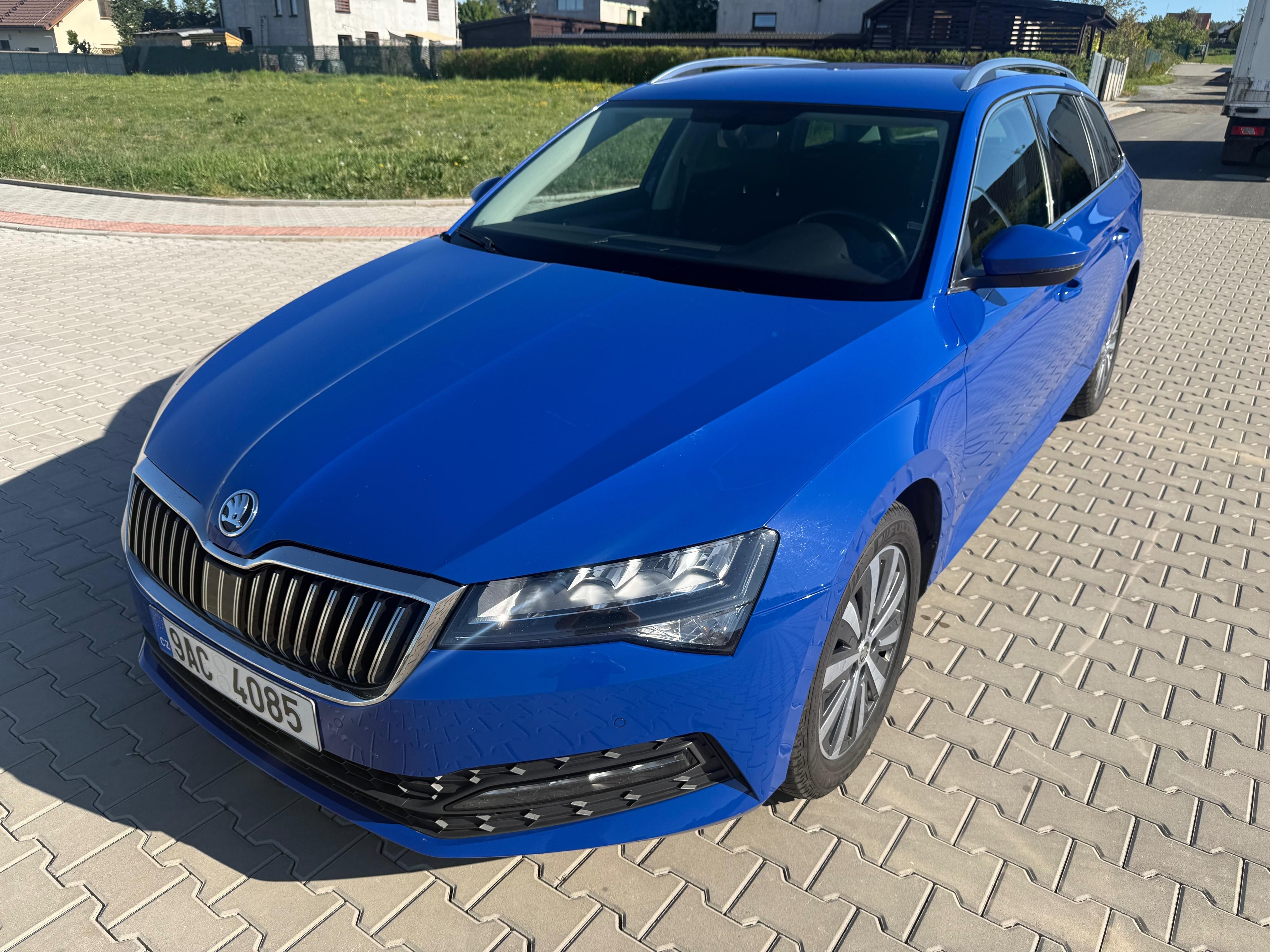 Škoda Superb, 2.0 TDI 110kw,WEBASTO,TAŽNÝ,CZ