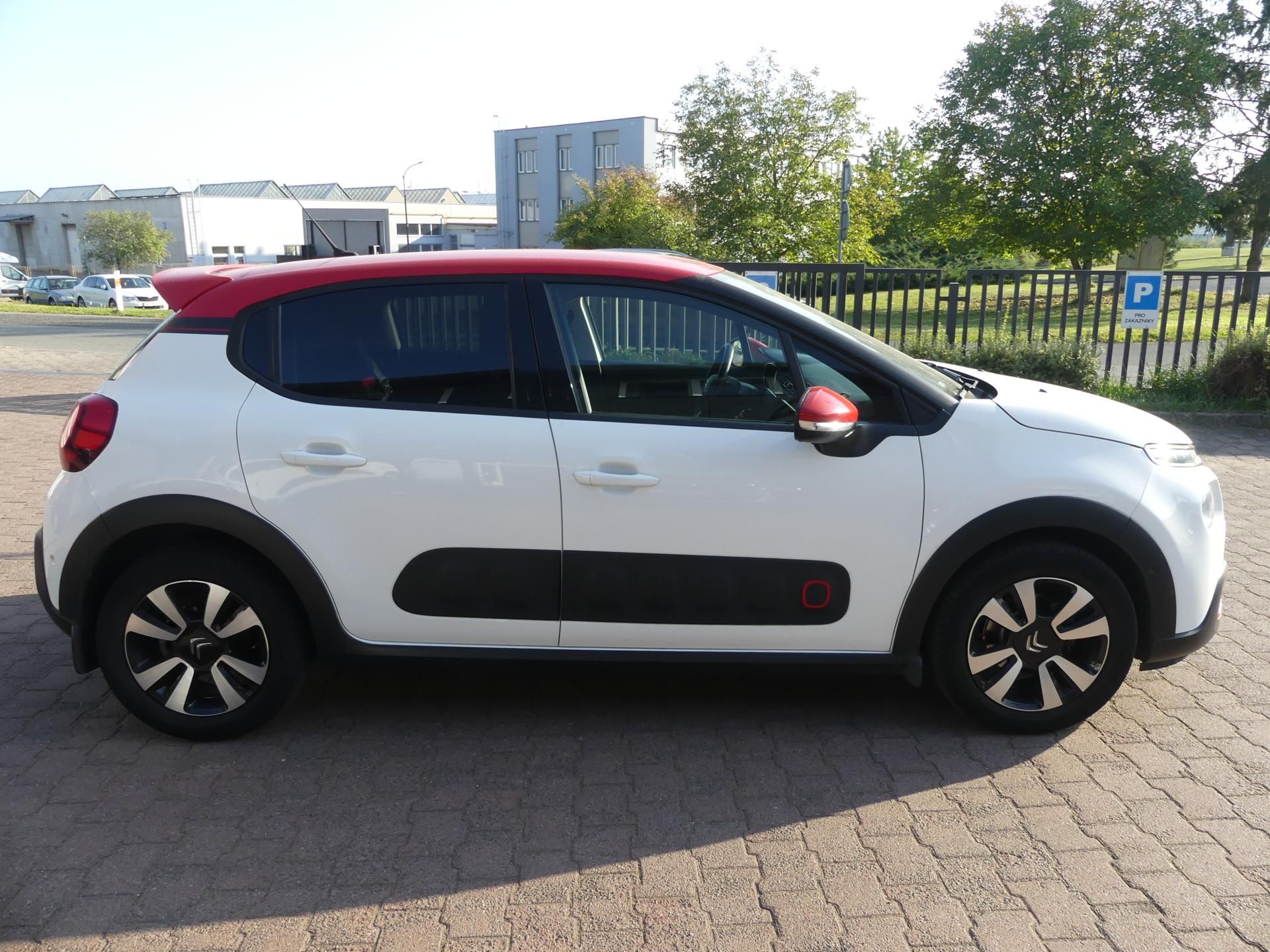 Citroën C3, 1,2 PT 110 EAT6 odečet DPH - fotka 3