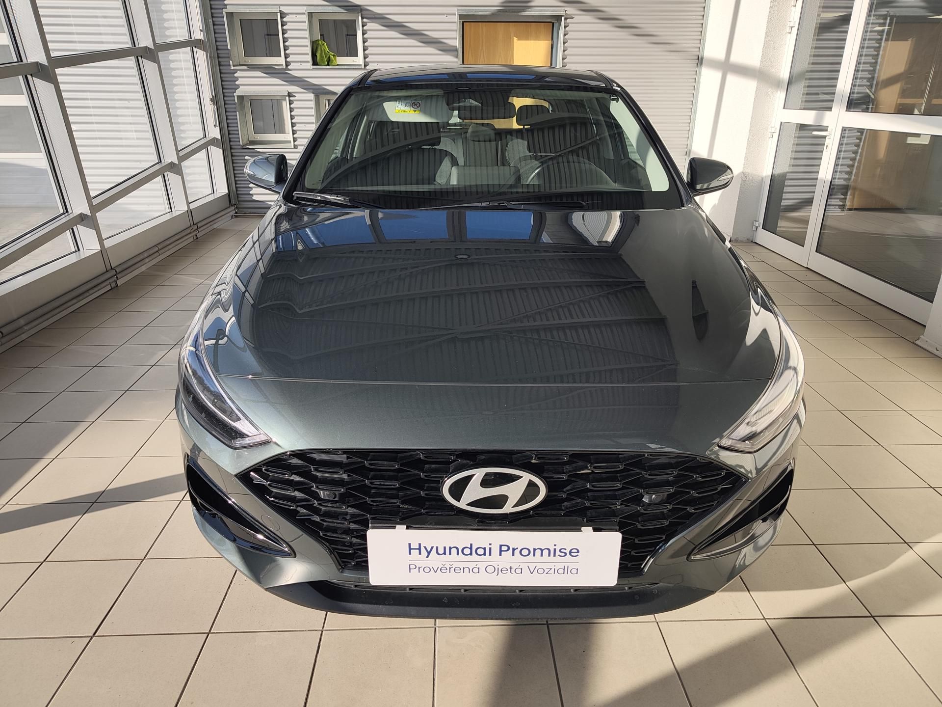 Hyundai i30, 1.5i 71kW MT Comfort - fotka 6