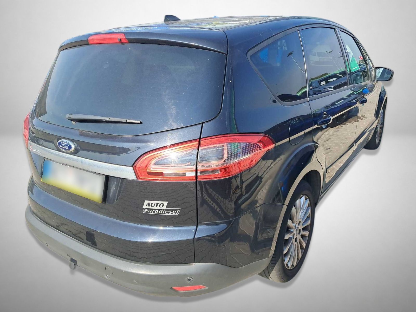 Ford S-MAX, 2.0 TDCi, Titanium, 7 míst - fotka 2