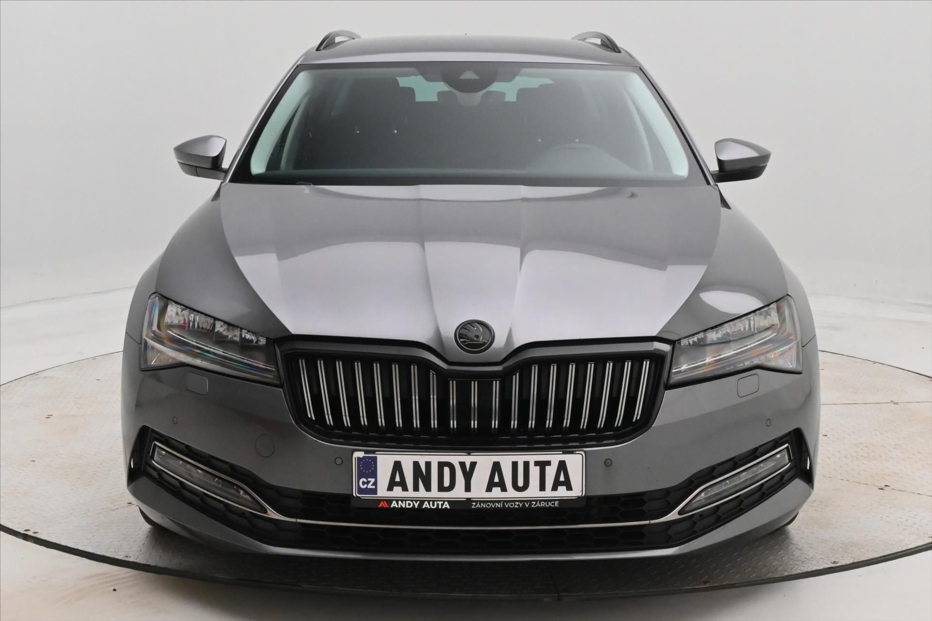 Škoda Superb, 2,0 TDI 110kW DSG Style Záruka - fotka 2