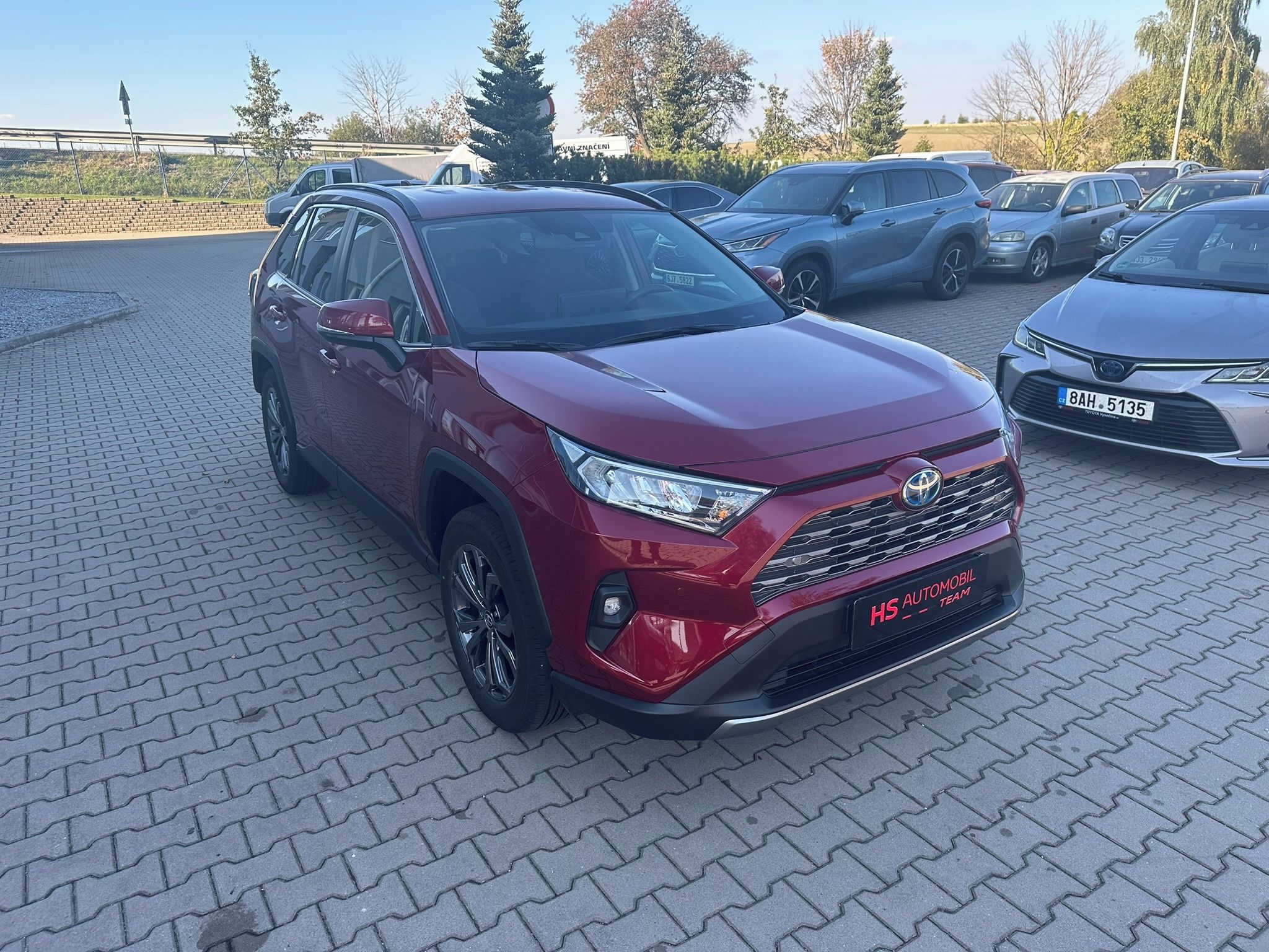 Toyota Rav4, 2,5 Hybrid 160kW 4x2  ZÁRUKA - fotka 4